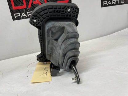 2011 Chevy C6 Corvette Grand Sport Automatic Transmission Gear Shifter Selector OEM