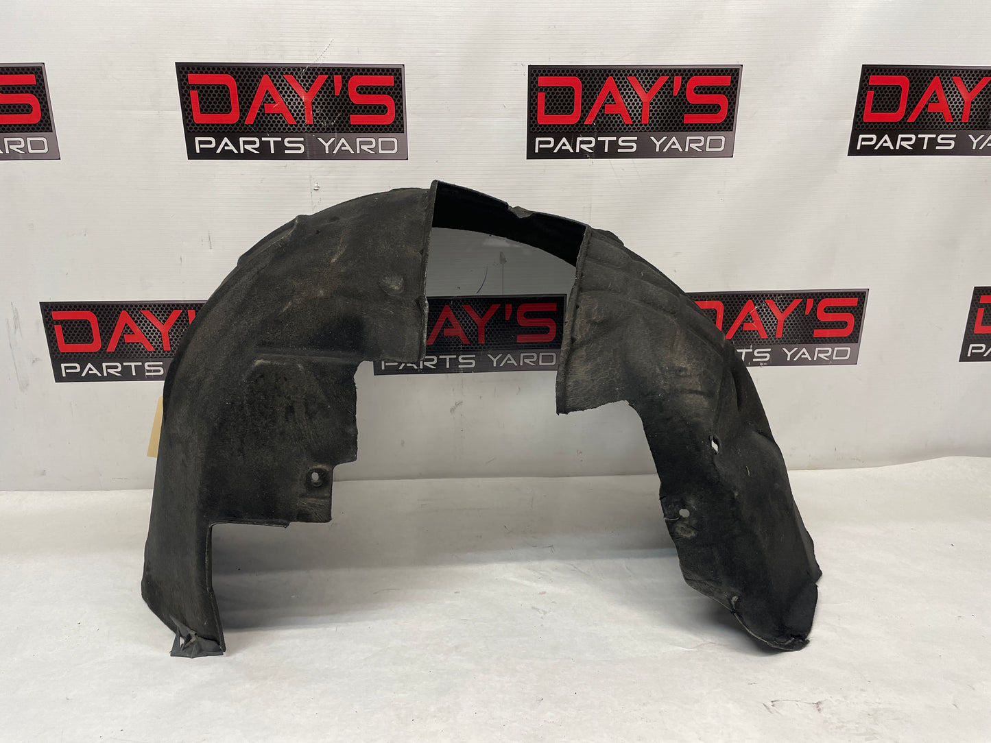 2014 Chevy SS Sedan RH Passenger Front Fender Wheel Well House Liner OEM DAMAGED - Day's Parts Yard