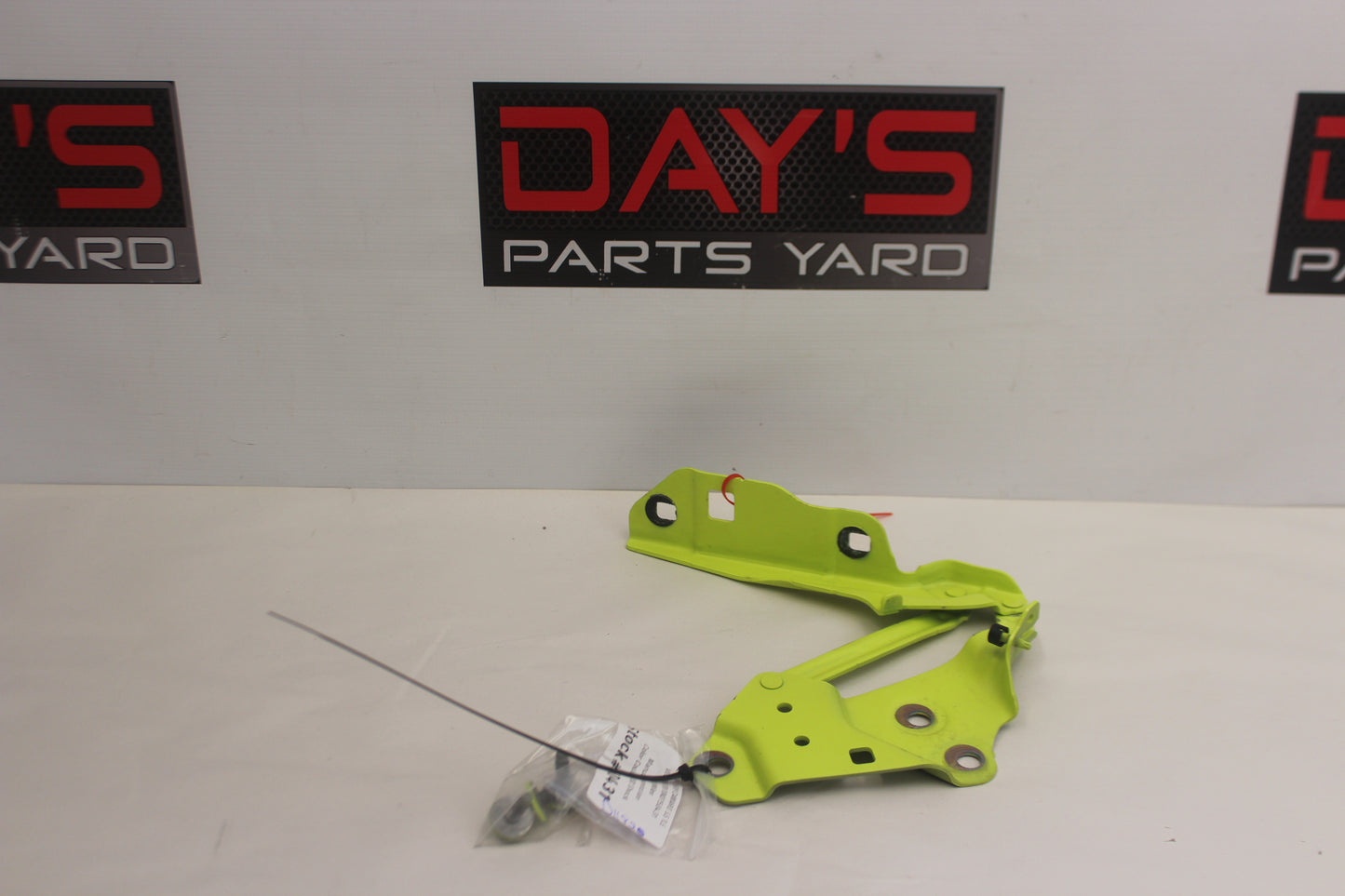 2019 Chevy Camaro SS 1LE RH Passenger Hood Hinge OEM
