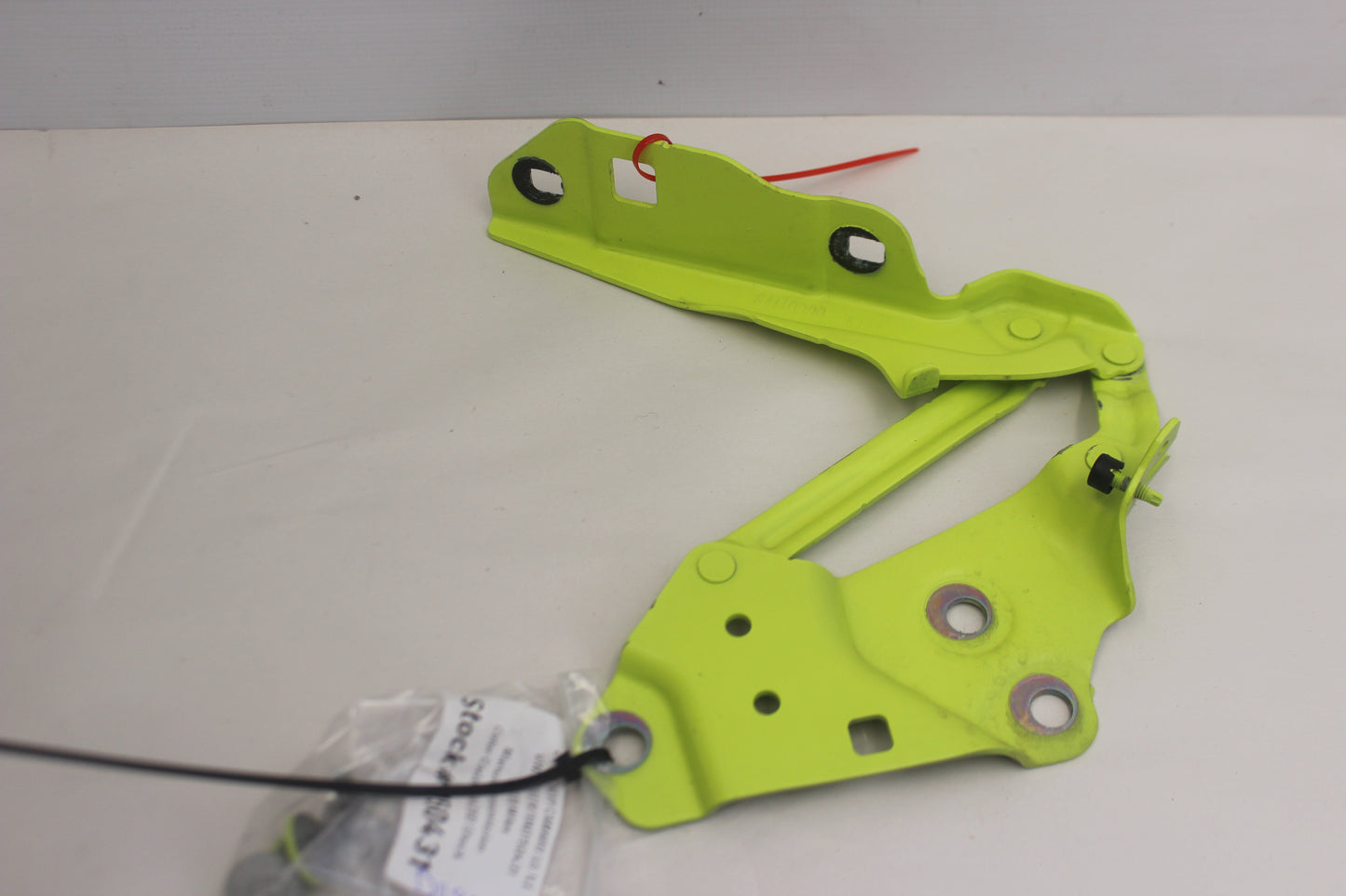 2019 Chevy Camaro SS 1LE RH Passenger Hood Hinge OEM