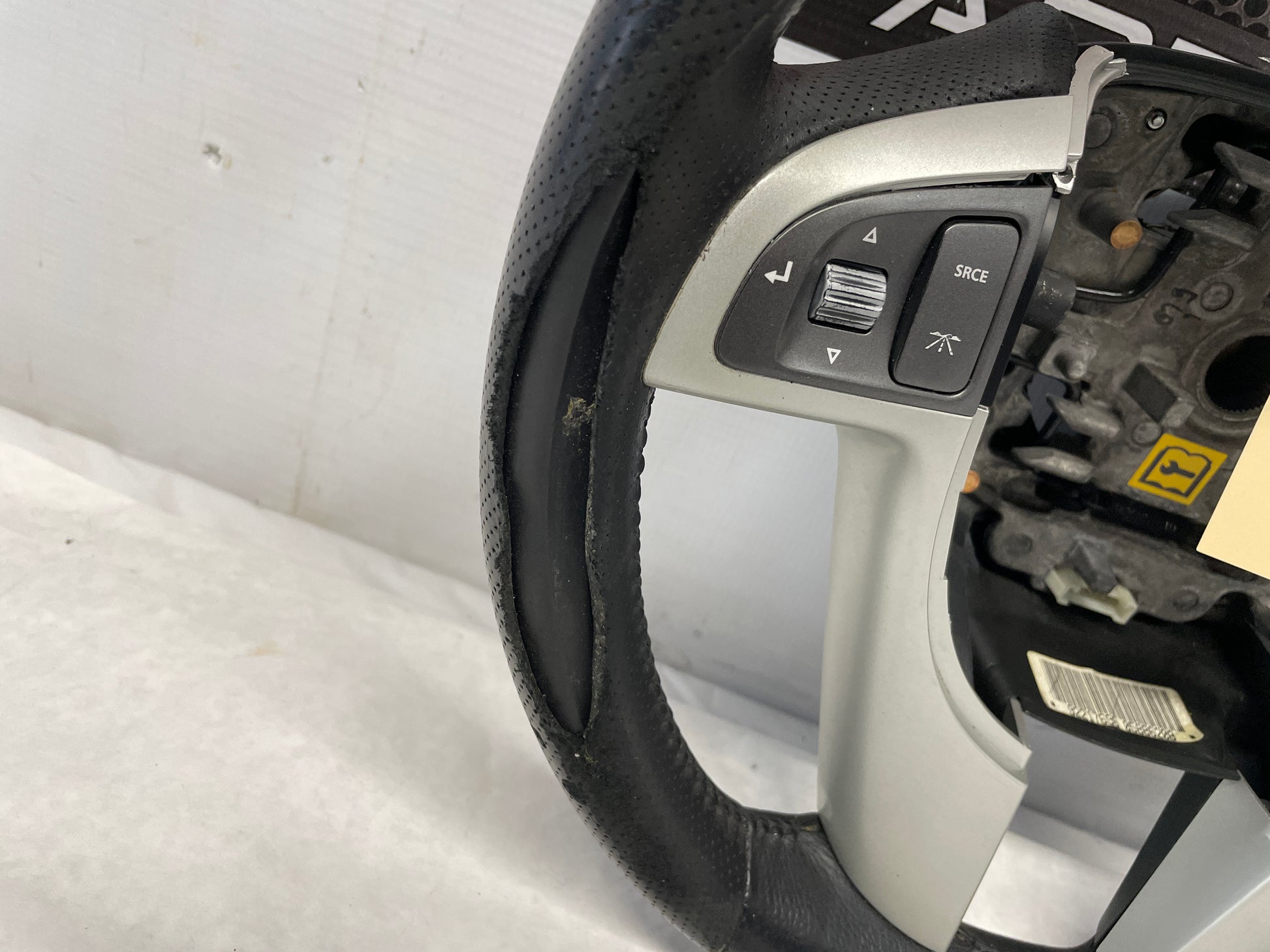 2009 Pontiac G8 GT Steering Wheel OEM - Day's Parts Yard