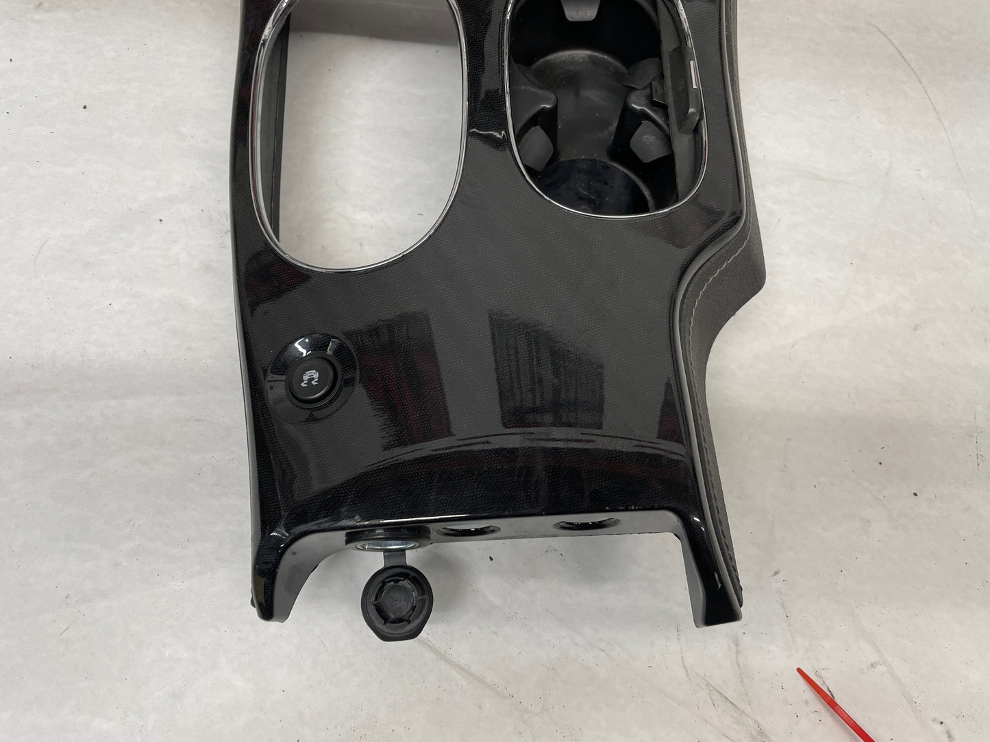 2011 Chevy C6 Corvette Carbon Radio Surround Bezel Center Dash Trim Panel OEM