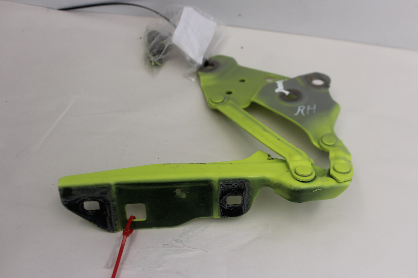 2019 Chevy Camaro SS 1LE RH Passenger Hood Hinge OEM