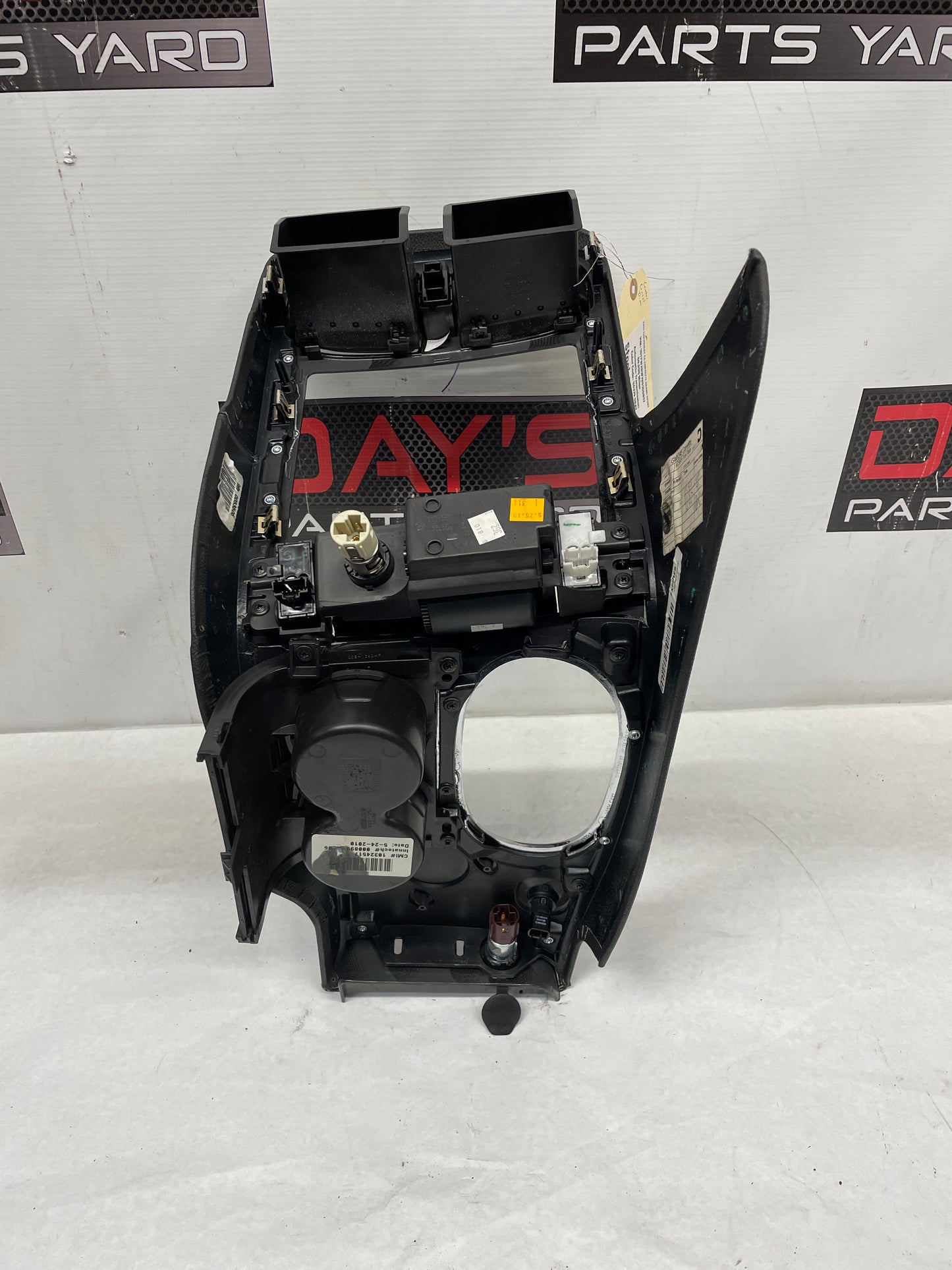 2011 Chevy C6 Corvette Carbon Radio Surround Bezel Center Dash Trim Panel OEM