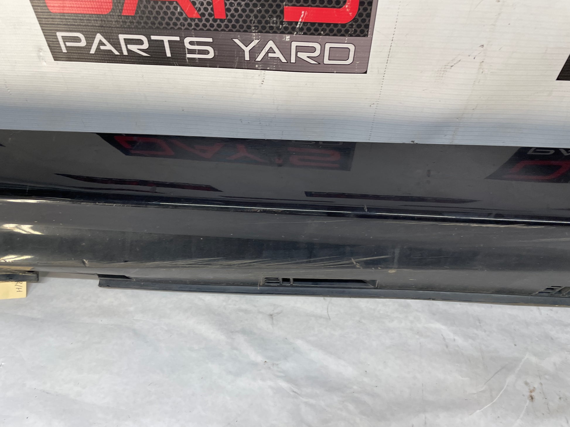 2009 Pontiac G8 GT RH Passenger Rocker Molding Side Skirt Panel Trim Black OEM - Day's Parts Yard