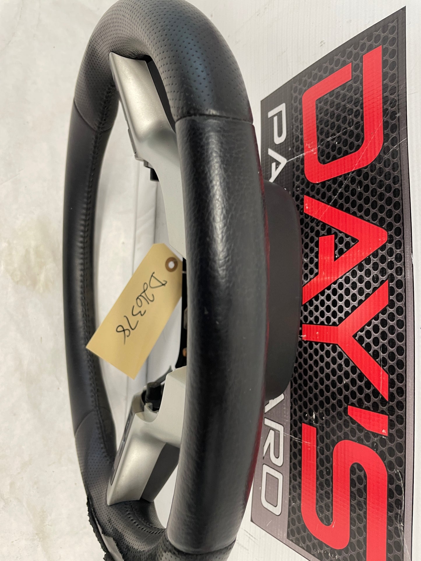 2009 Pontiac G8 GT Steering Wheel OEM - Day's Parts Yard