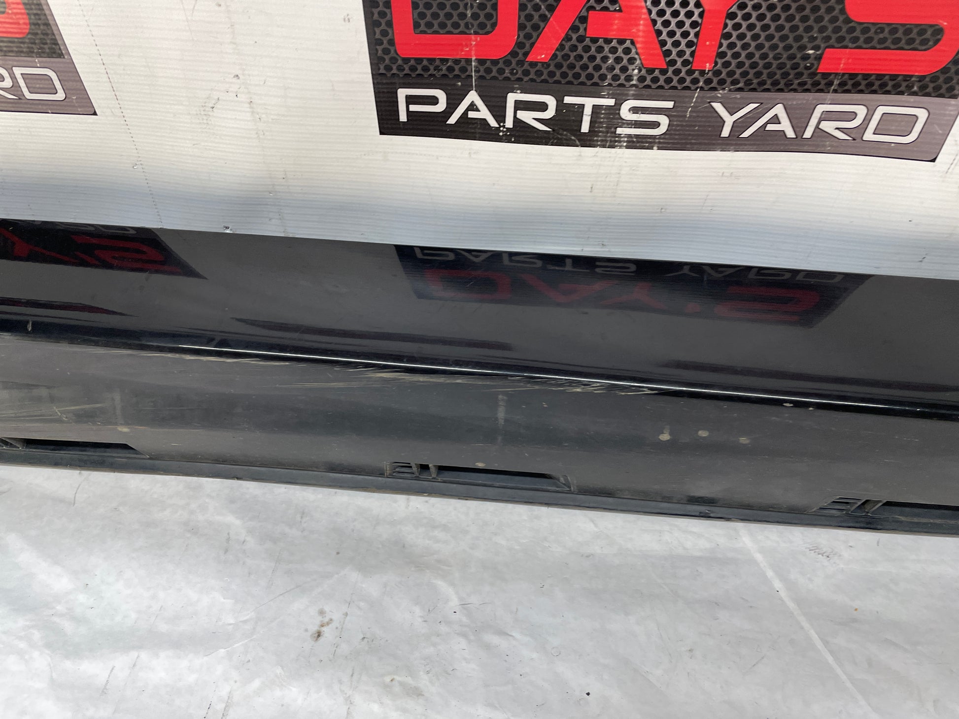 2009 Pontiac G8 GT RH Passenger Rocker Molding Side Skirt Panel Trim Black OEM - Day's Parts Yard