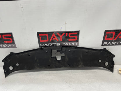 2017 Chevy SS Sedan Radiator Grille Cover Sight Shield OEM - Day's Parts Yard