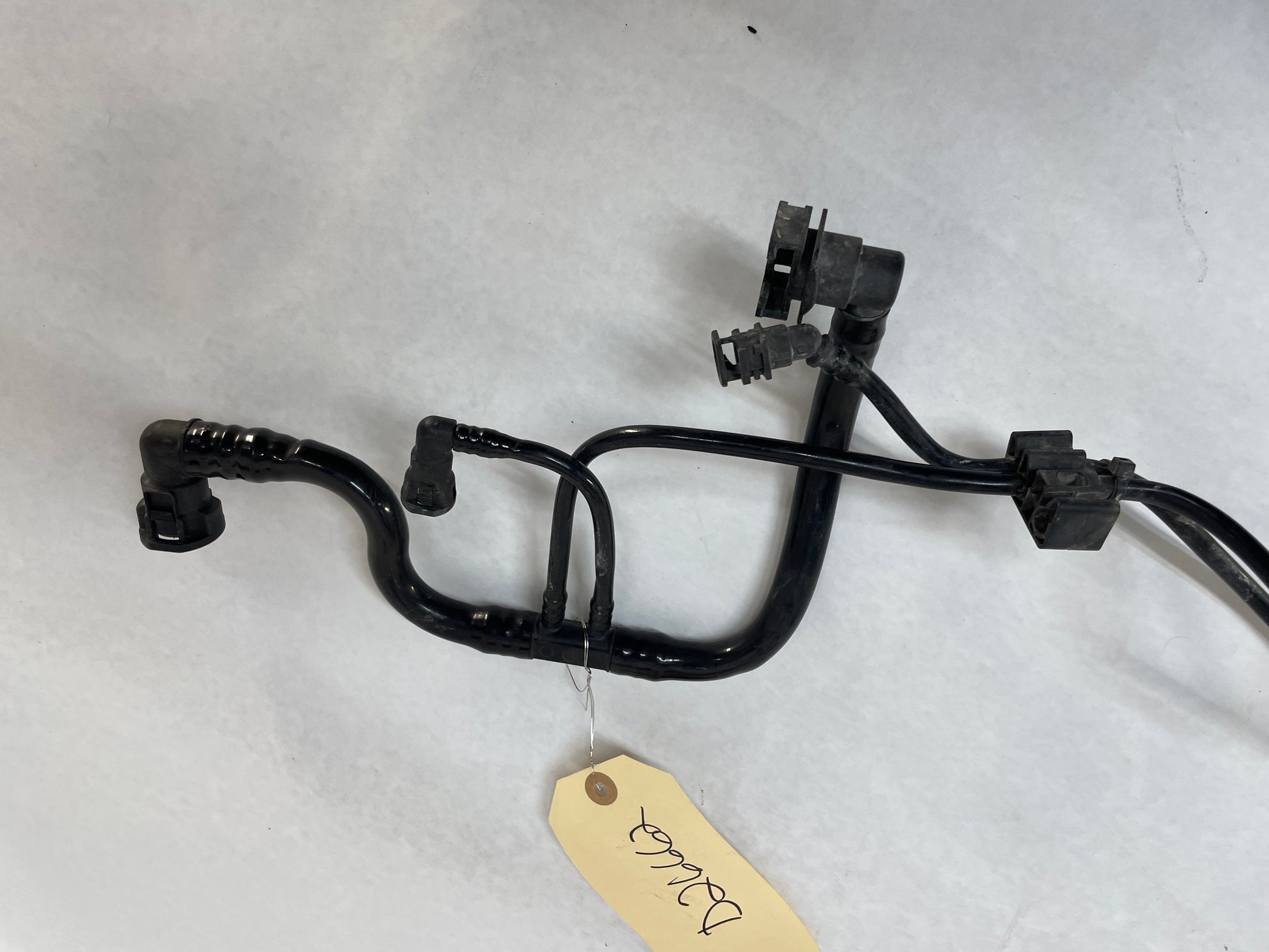 2014 Chevy SS Sedan Fuel Gas Tank Wire Wiring Harness Evap Lines Hoses Tubes OEM - Day's Parts Yard