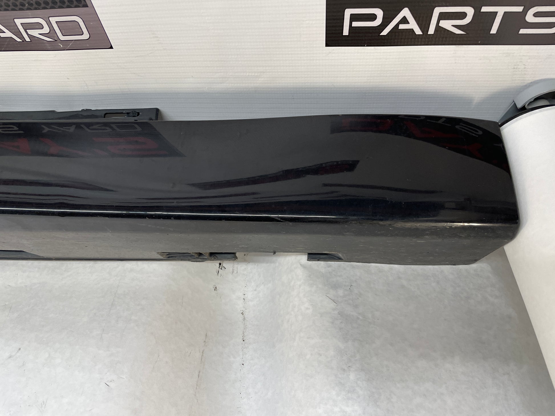 2009 Pontiac G8 GT RH Passenger Rocker Molding Side Skirt Panel Trim Black OEM - Day's Parts Yard