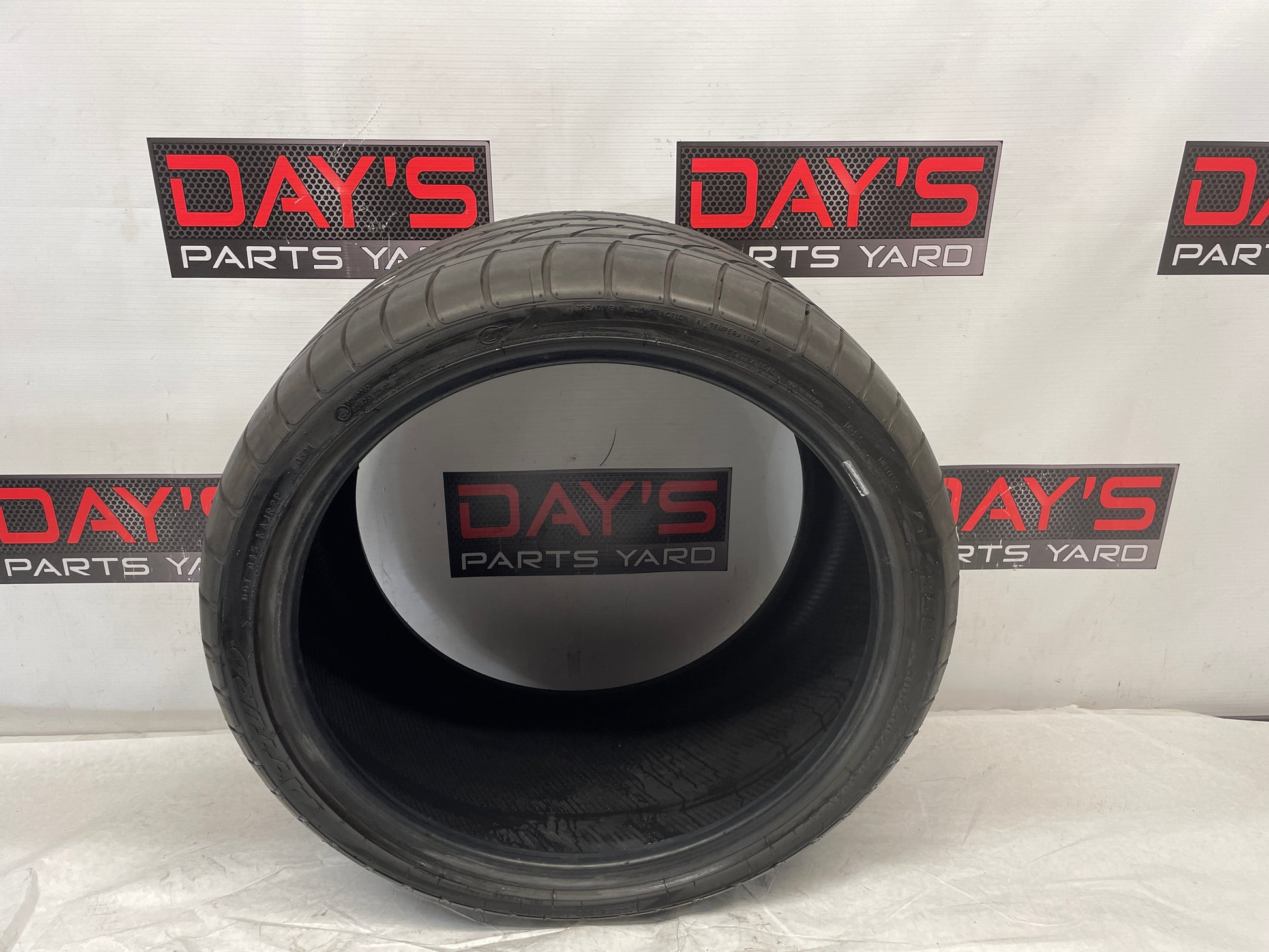 Atturo AZ850 Tire 305/30ZR20 - Day's Parts Yard