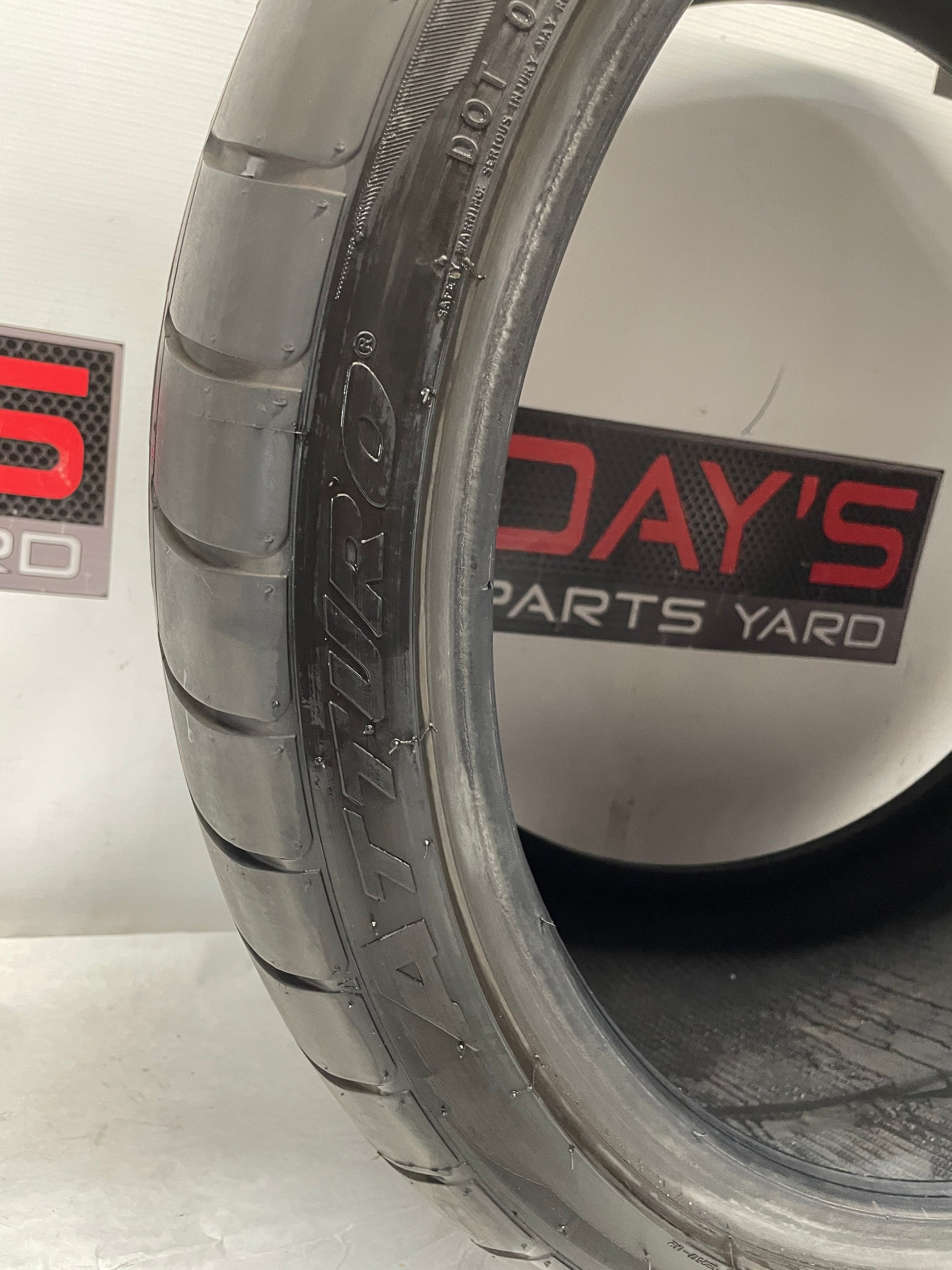 Atturo AZ850 Tire 305/30ZR20 - Day's Parts Yard