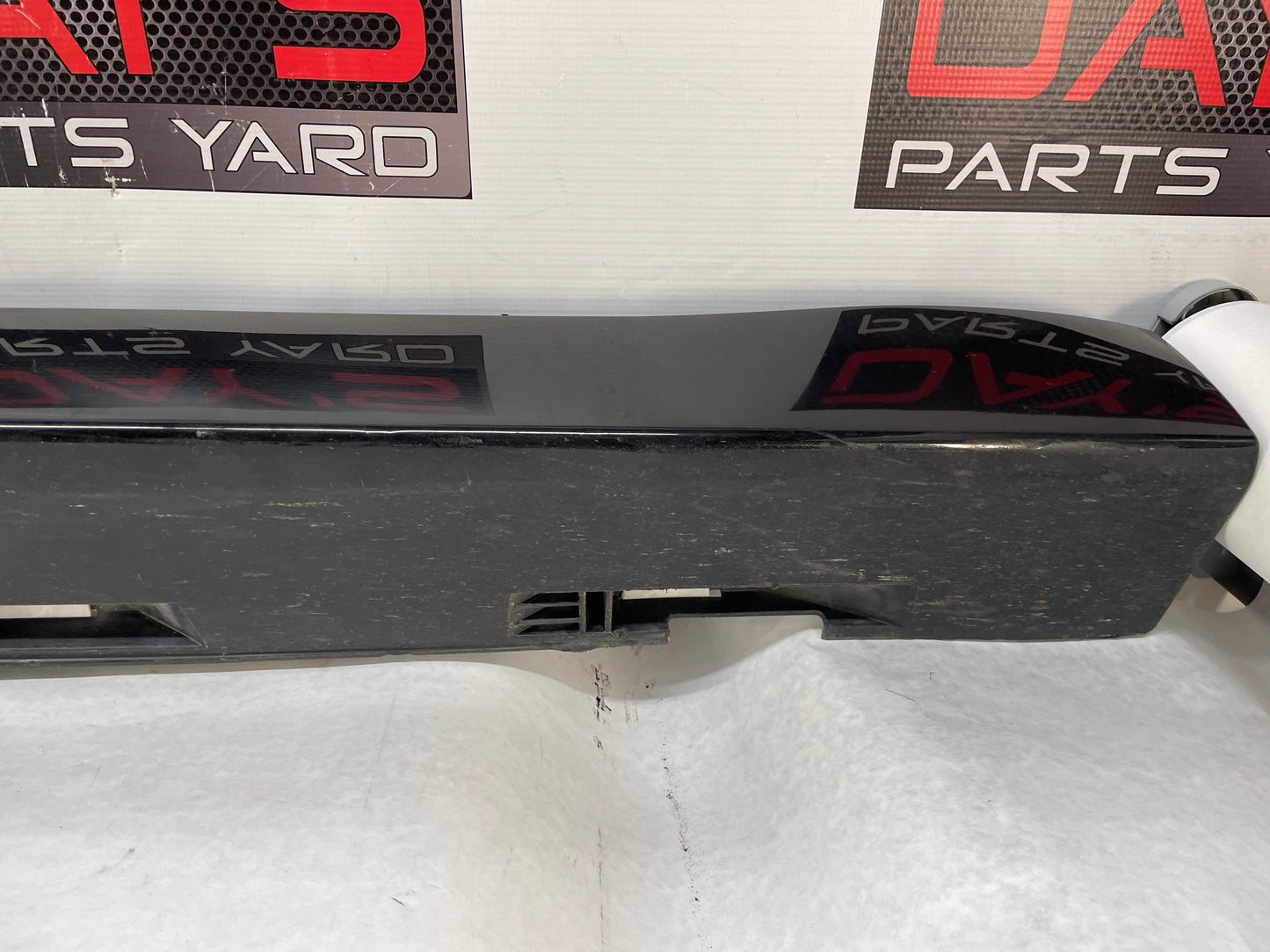 2009 Pontiac G8 GT RH Passenger Rocker Molding Side Skirt Panel Trim Black OEM - Day's Parts Yard