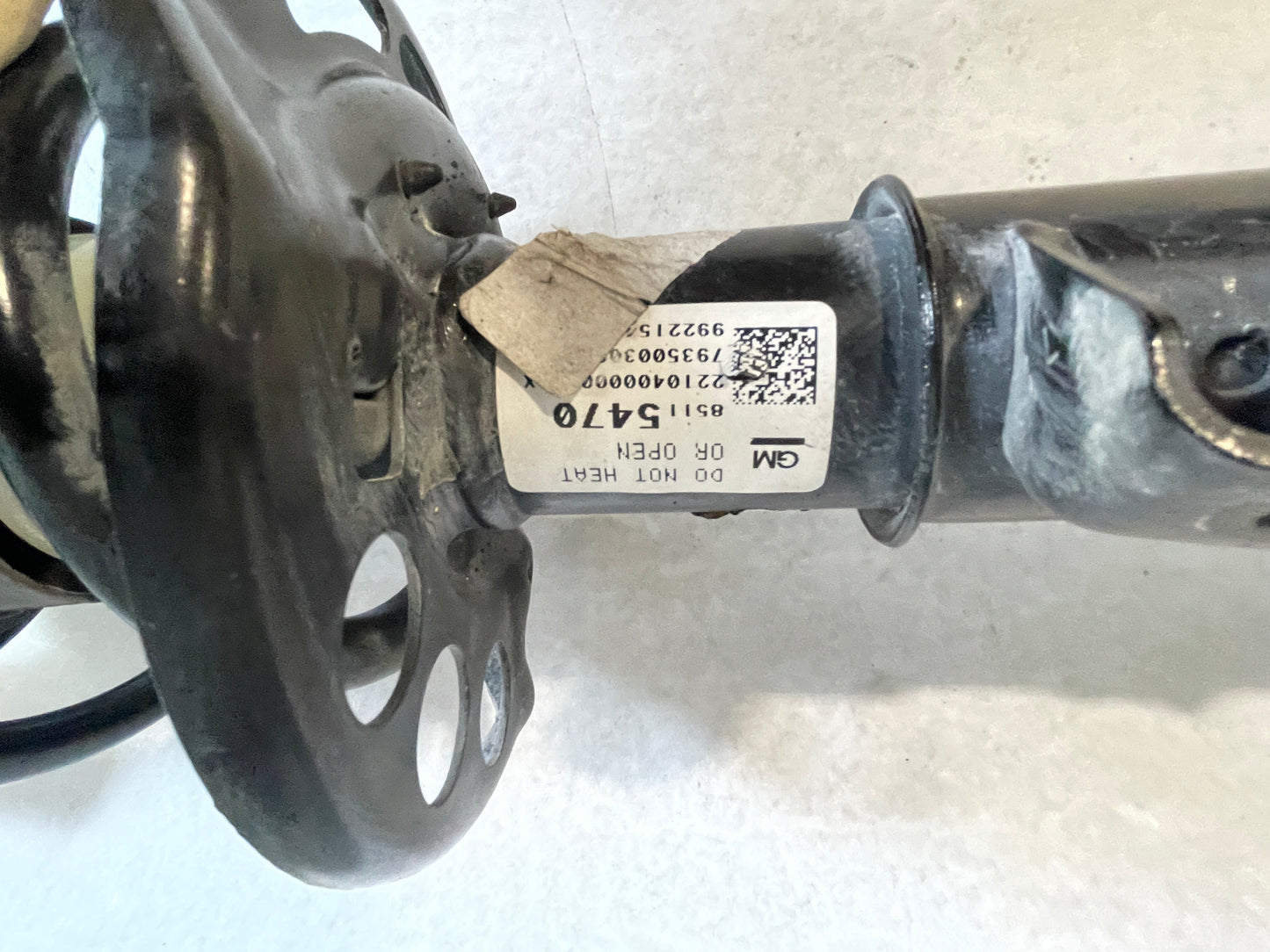 2022 Chevy Camaro SS Front LH Driver Strut Assembly OEM