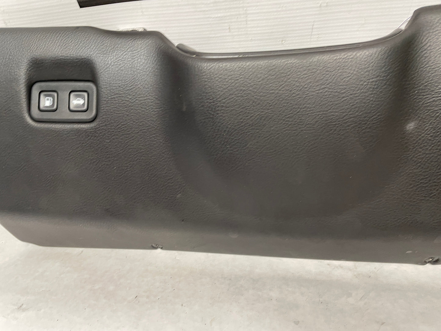 2011 Chevy C6 Corvette Grand Sport LH Lower Dash Knee Bolster OEM