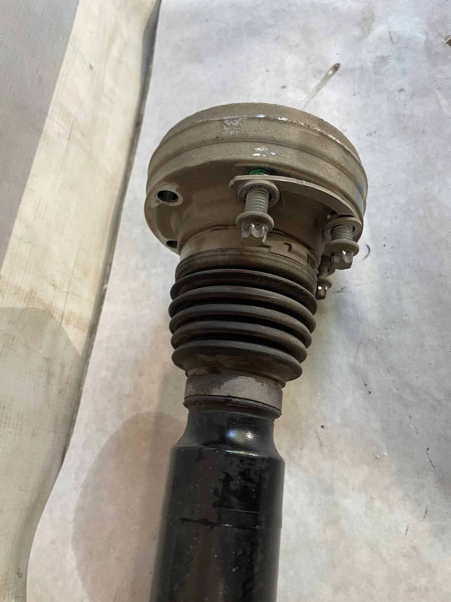 2019 Chevy Camaro SS Rear LH Driver CV Axle Shaft OEM