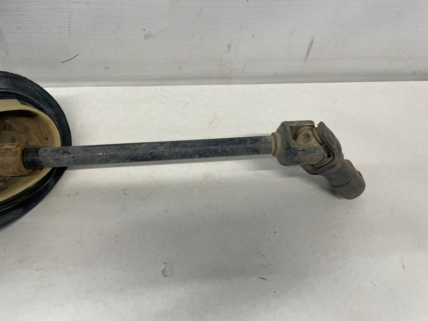 2009 Pontiac G8 GT Steering Column Prop Intermediate Shaft OEM