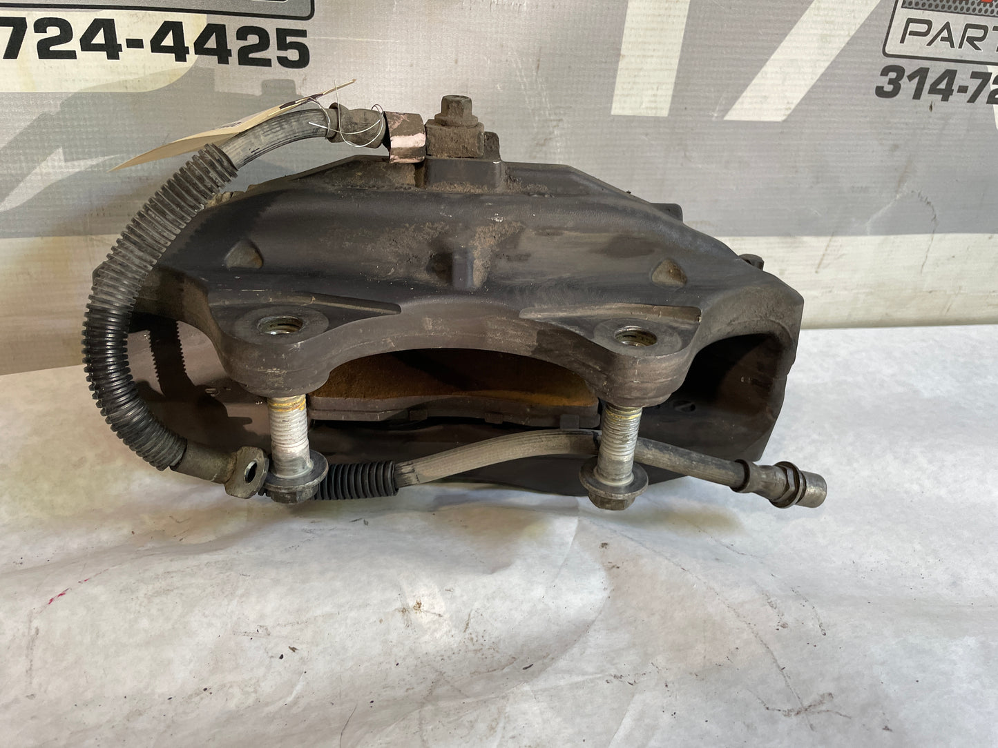 2019 Chevy Camaro SS Front and Rear Brembo Brake Calipers OEM