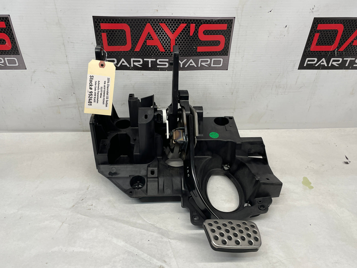 2014 Chevy SS Sedan Brake Pedal Assembly OEM - Day's Parts Yard