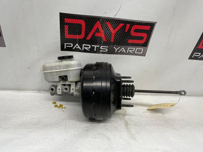 2011 Chevy C6 Corvette Grand Sport Power Brake Booster Master Cylinder Reservoir OEM