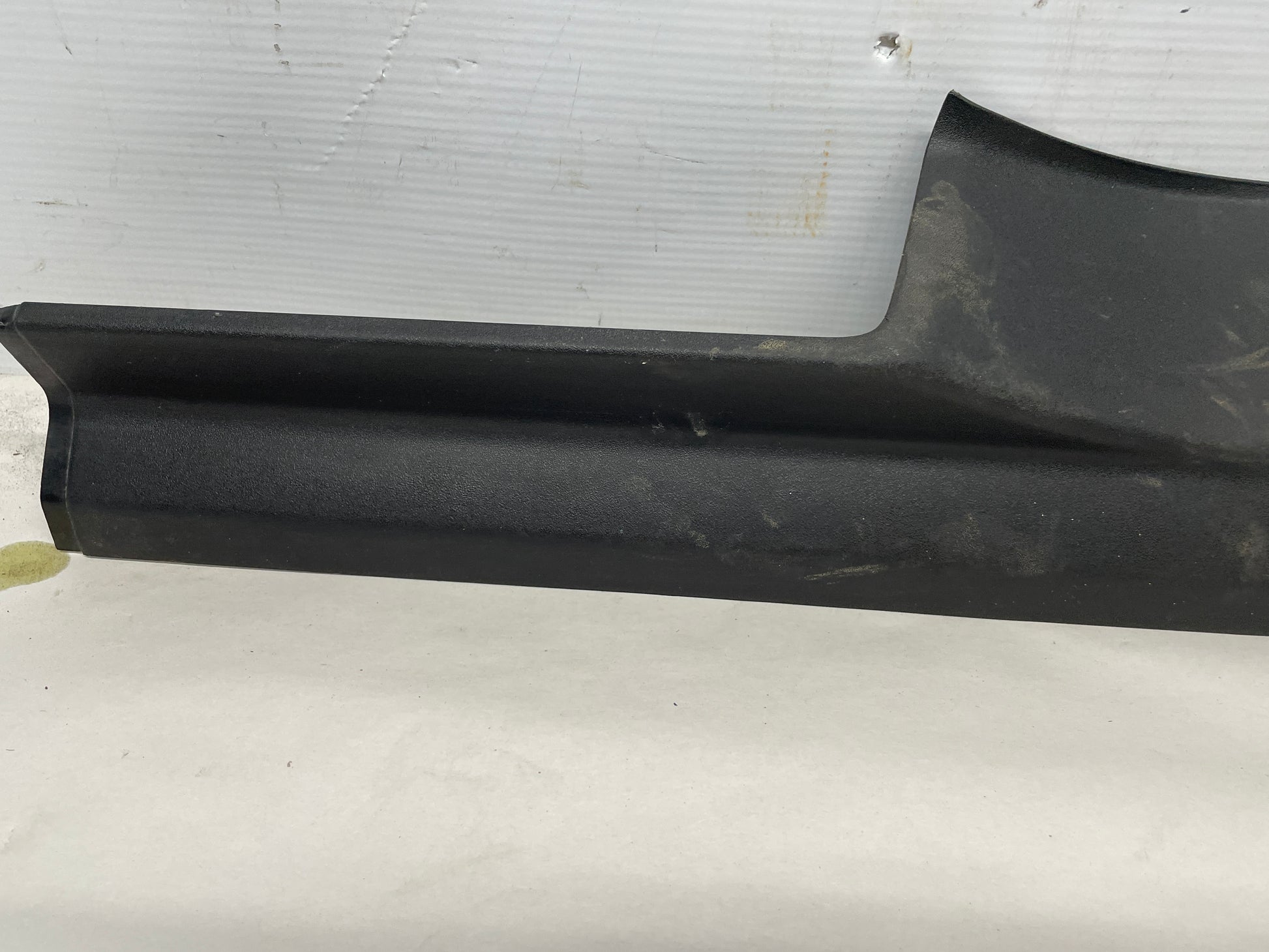 2015 Chevy SS Sedan RH Passenger Front Scuff Sill Plate OEM - Day's Parts Yard