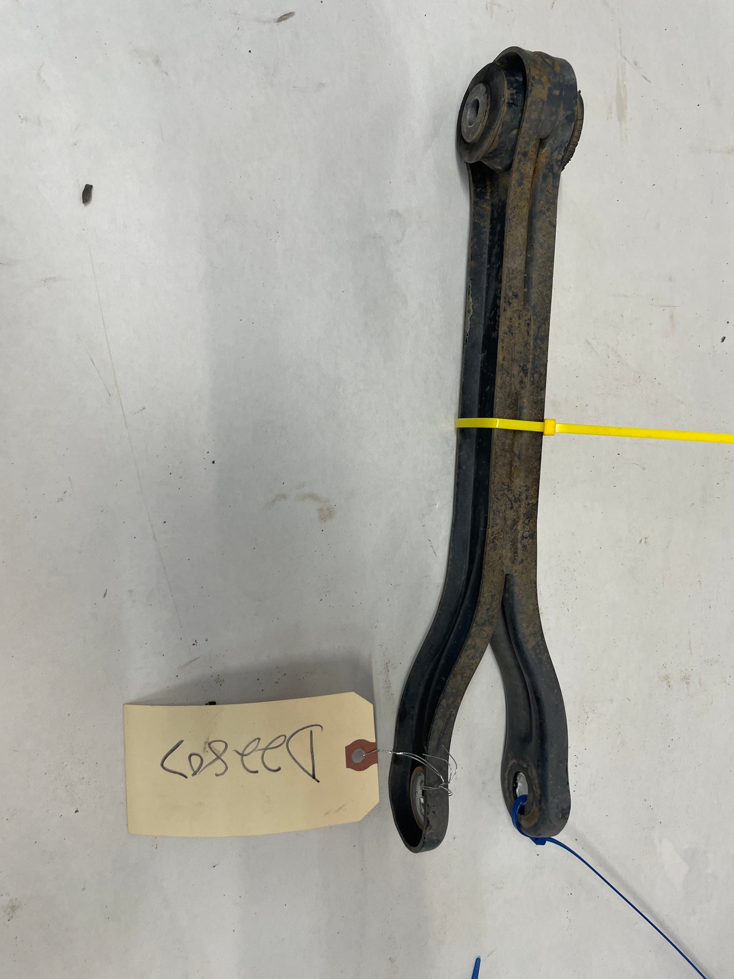 2009 Pontiac G8 GT LH Driver Rear Suspension Trailing Control Arm OEM