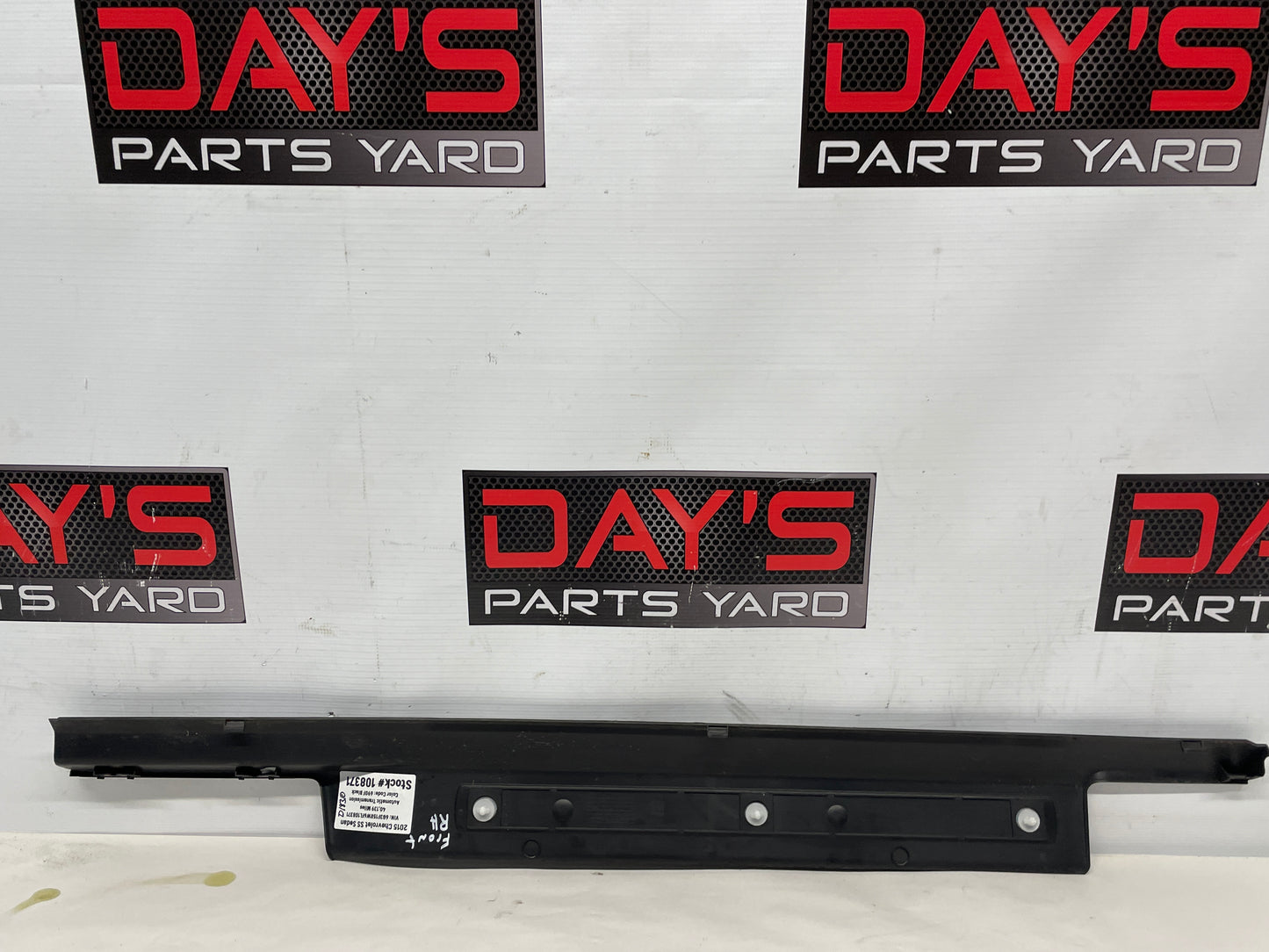 2015 Chevy SS Sedan RH Passenger Front Scuff Sill Plate OEM - Day's Parts Yard