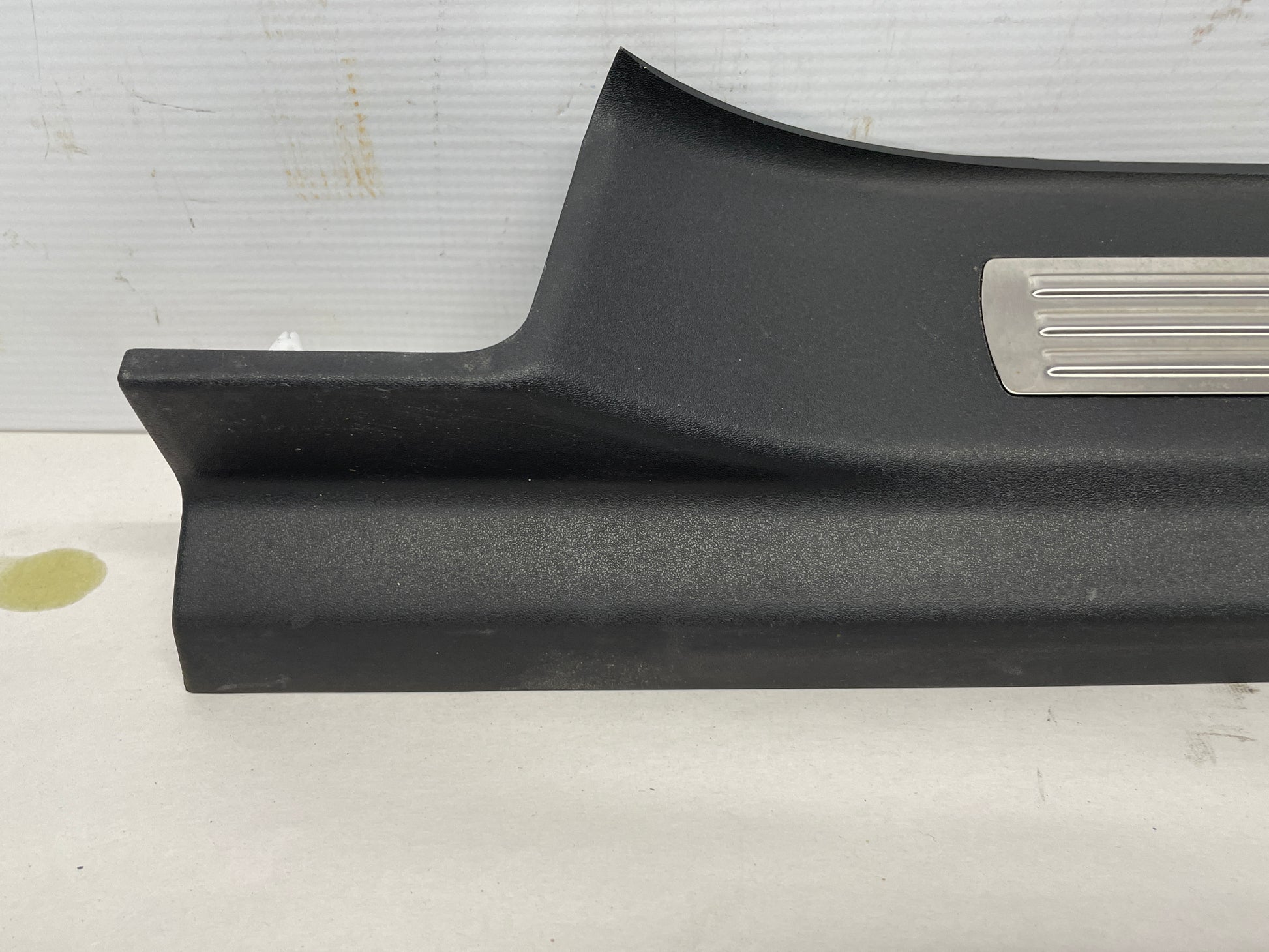 2015 Chevy SS Sedan LH Driver Rear Sill Scuff Plate Panel OEM - Day's Parts Yard