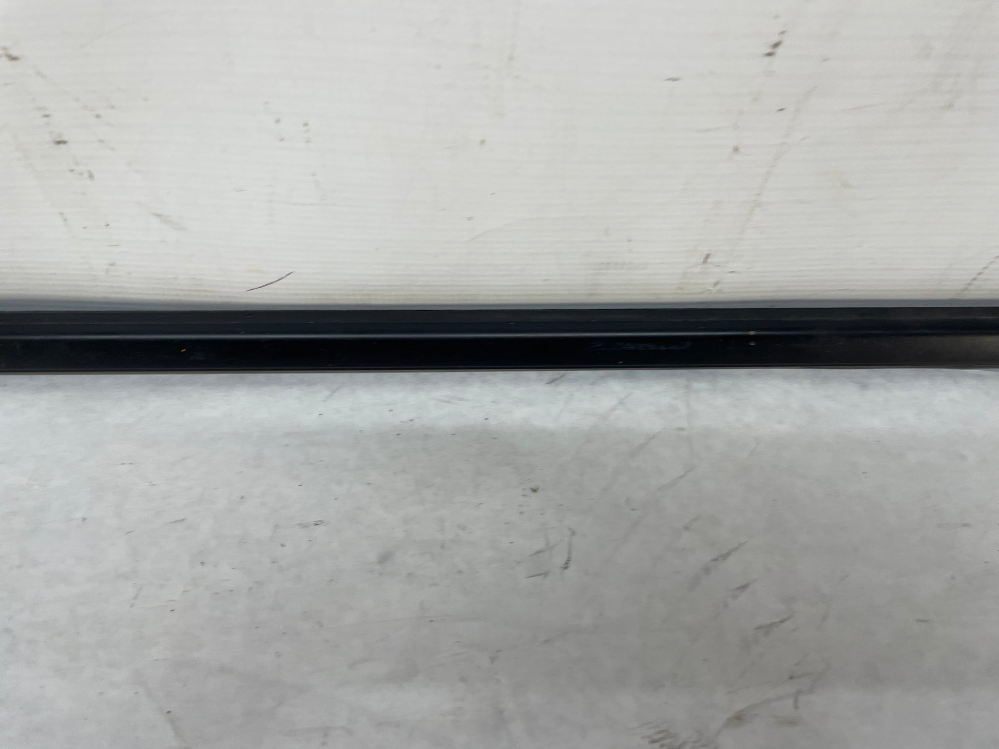 2009 Pontiac G8 GT LH Driver Front Window Door Belt Reveal Molding Trim Black OEM - Day's Parts Yard