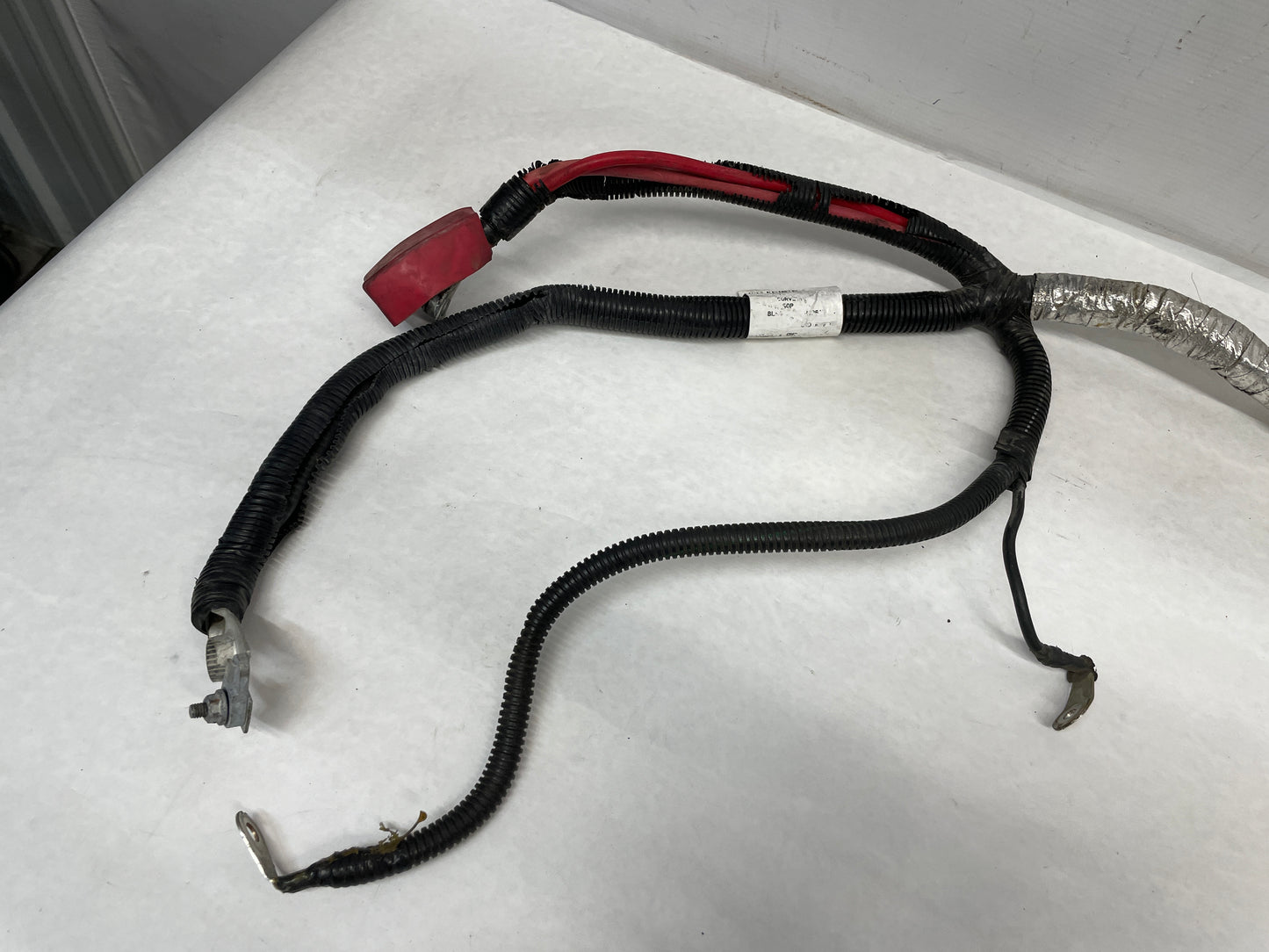 2011 Chevy C6 Corvette Grand Sport Positive and Negative Battery Terminal Cables Assembly OEM