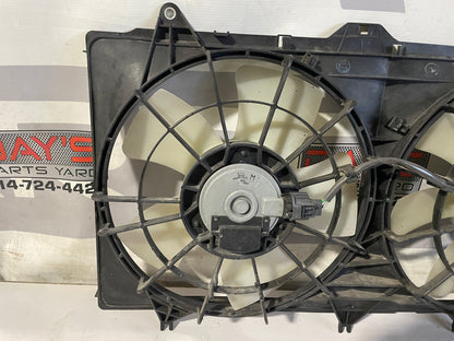 2014 Chevy SS Sedan Radiator Dual Electric Coolant Cooling Fans OEM