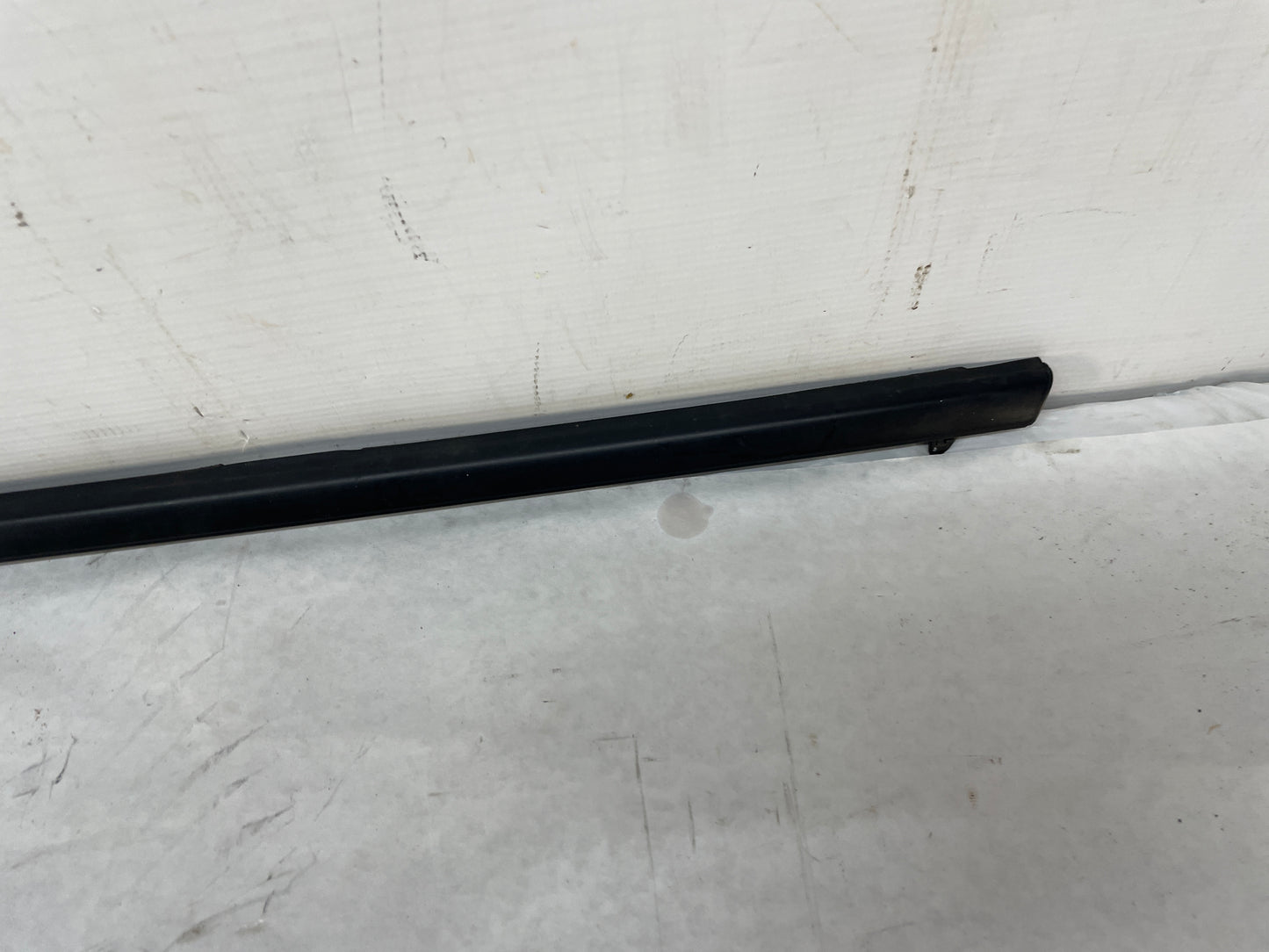 2009 Pontiac G8 GT LH Driver Rear Window Door Belt Reveal Molding Trim Black OEM - Day's Parts Yard