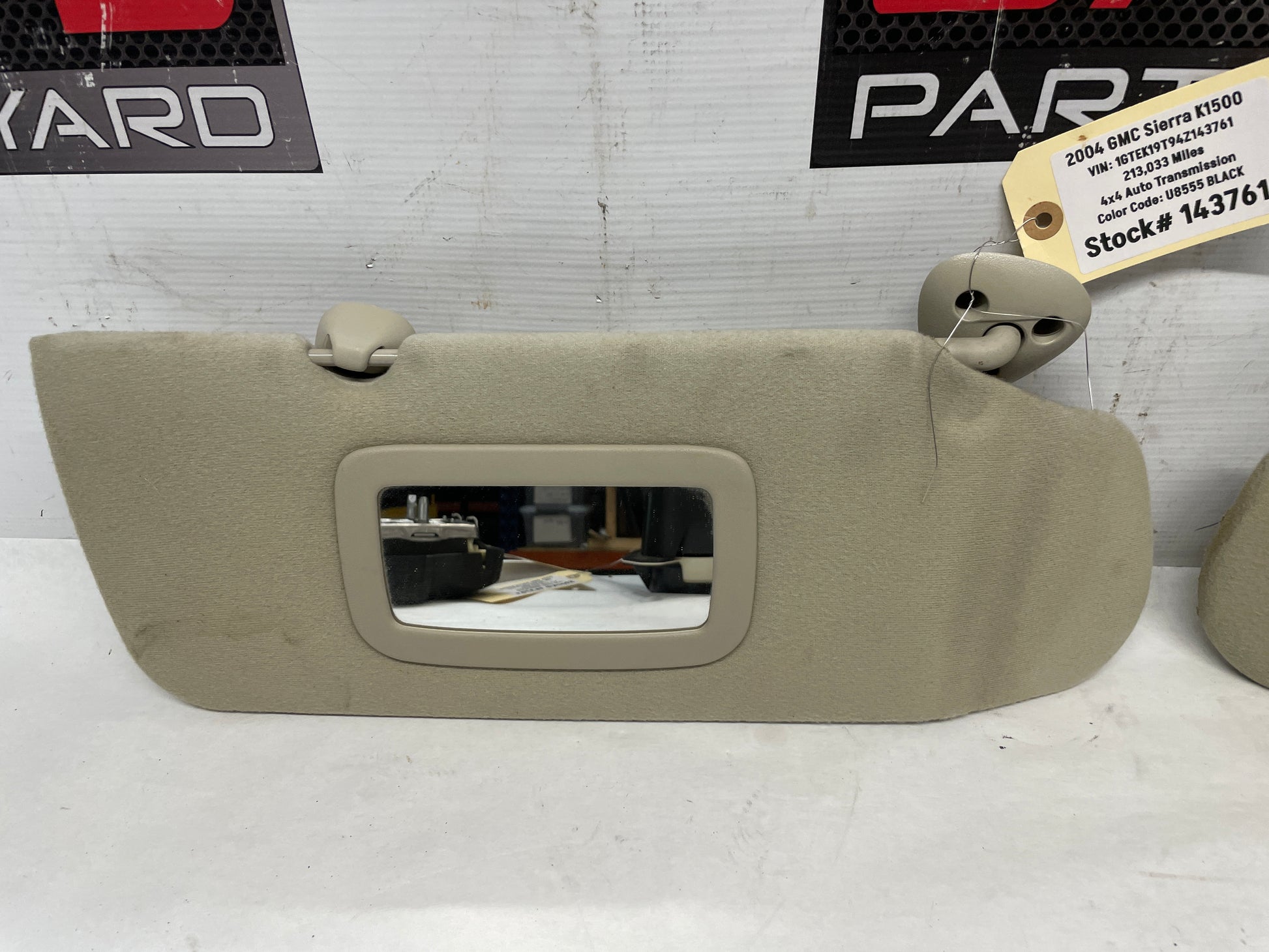 2004 GMC Sierra K1500 RH & LH Sunvisor Sun Visor Shade w/ Clips OEM - Day's Parts Yard