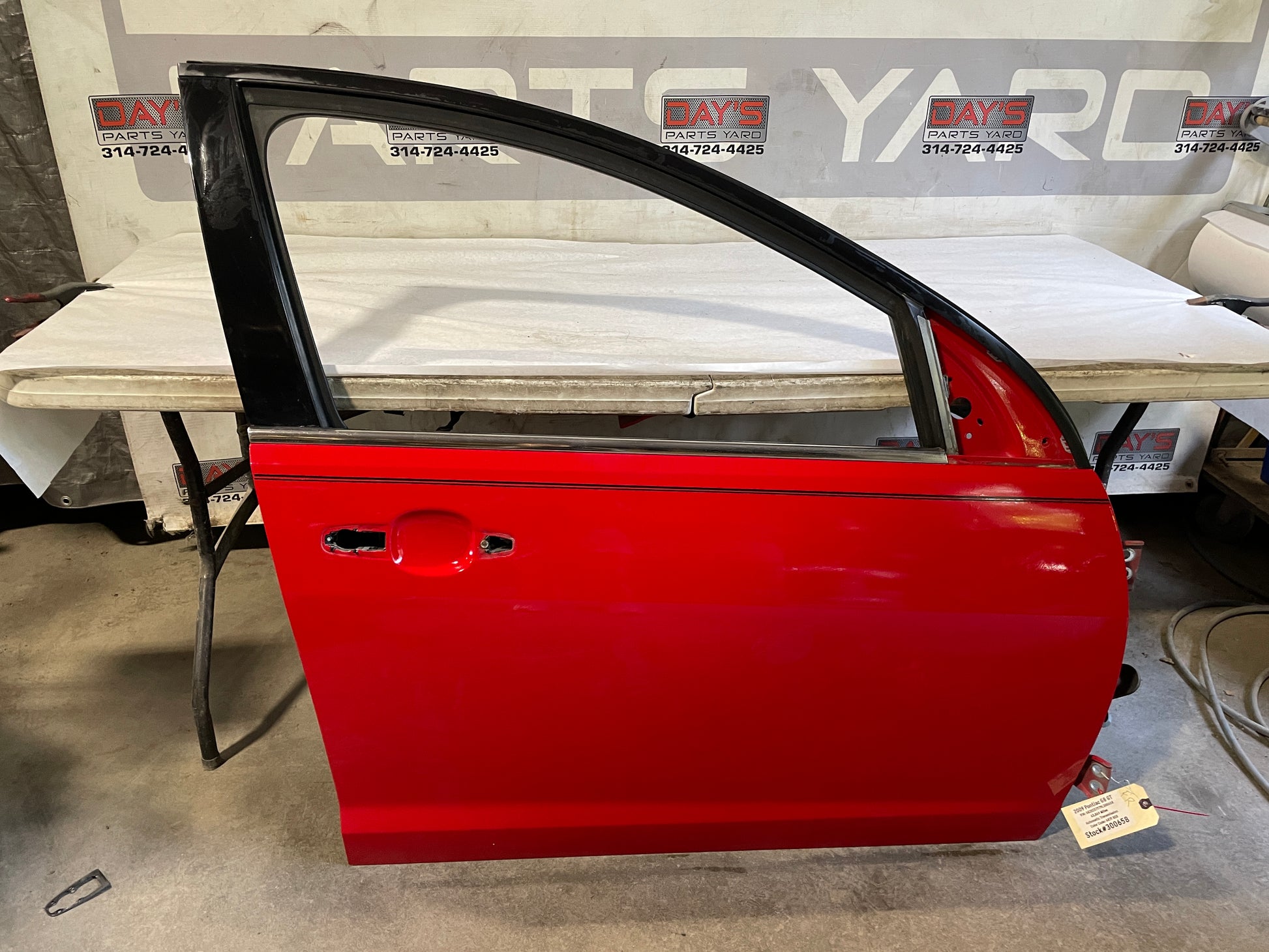 2009 Pontiac G8 GT Front RH Passenger Exterior Door OEM - Day's Parts Yard