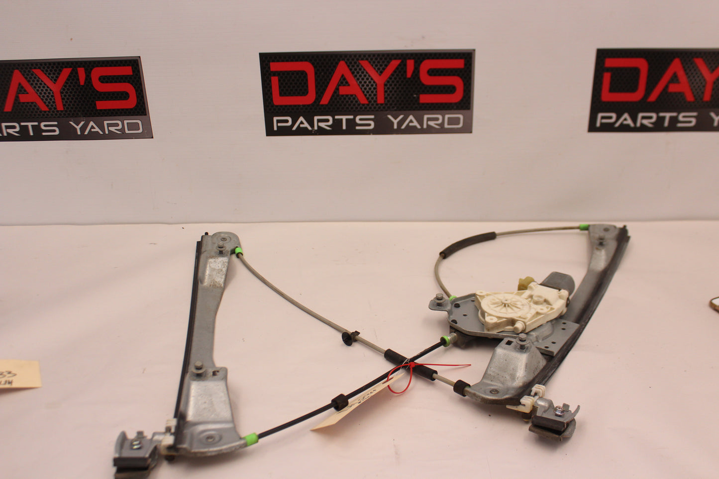 2009 Pontiac G8 GT Front RH Passenger Window Regulator Motor OEM