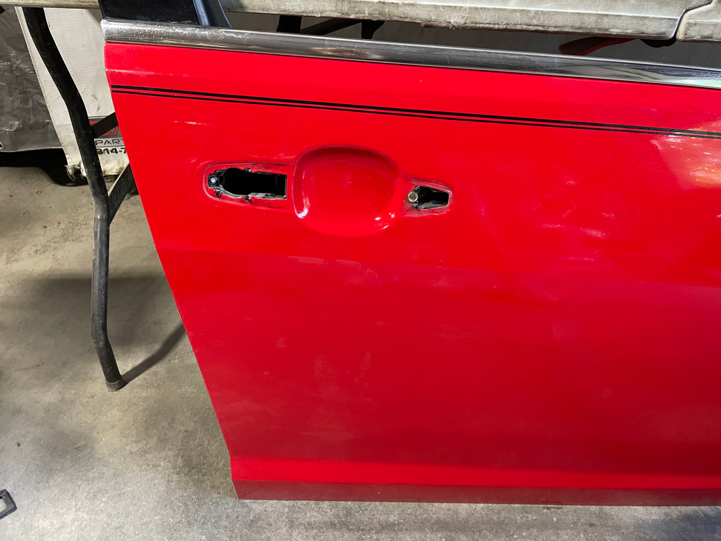 2009 Pontiac G8 GT Front RH Passenger Exterior Door OEM - Day's Parts Yard