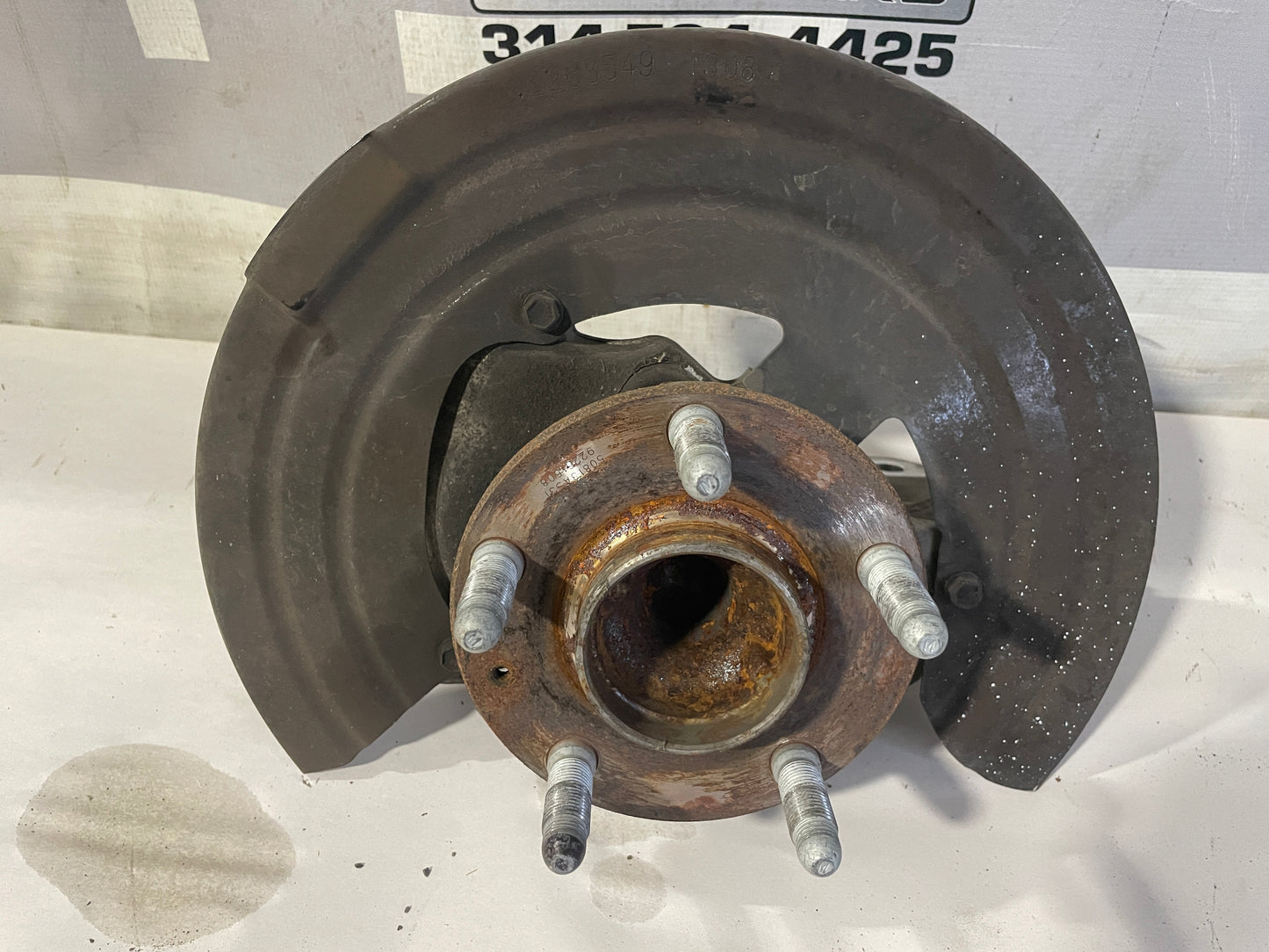 2014 Chevy SS Sedan Front LH Driver Spindle Hub Knuckle Assembly OEM - Day's Parts Yard