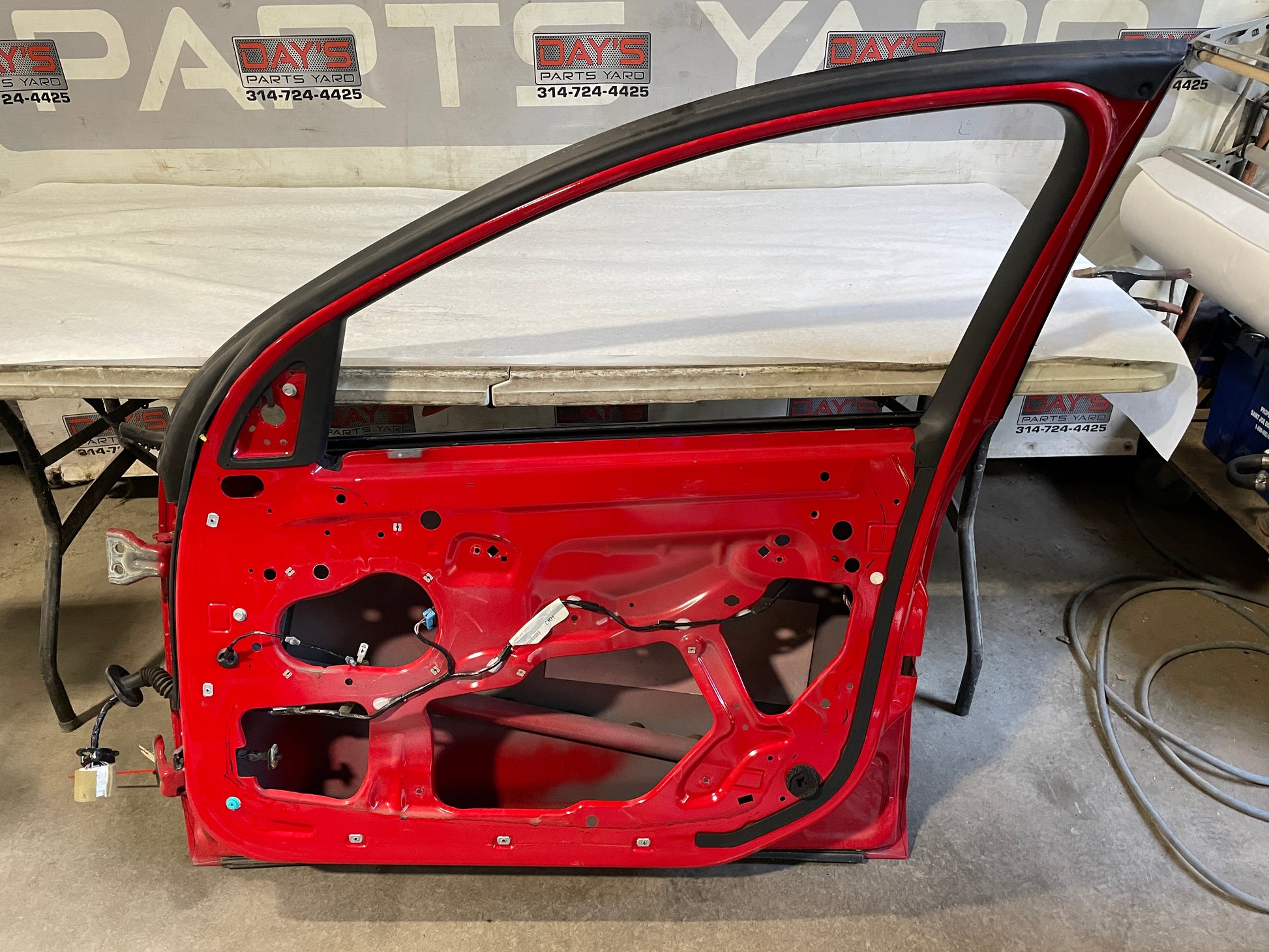 2009 Pontiac G8 GT Front RH Passenger Exterior Door OEM - Day's Parts Yard