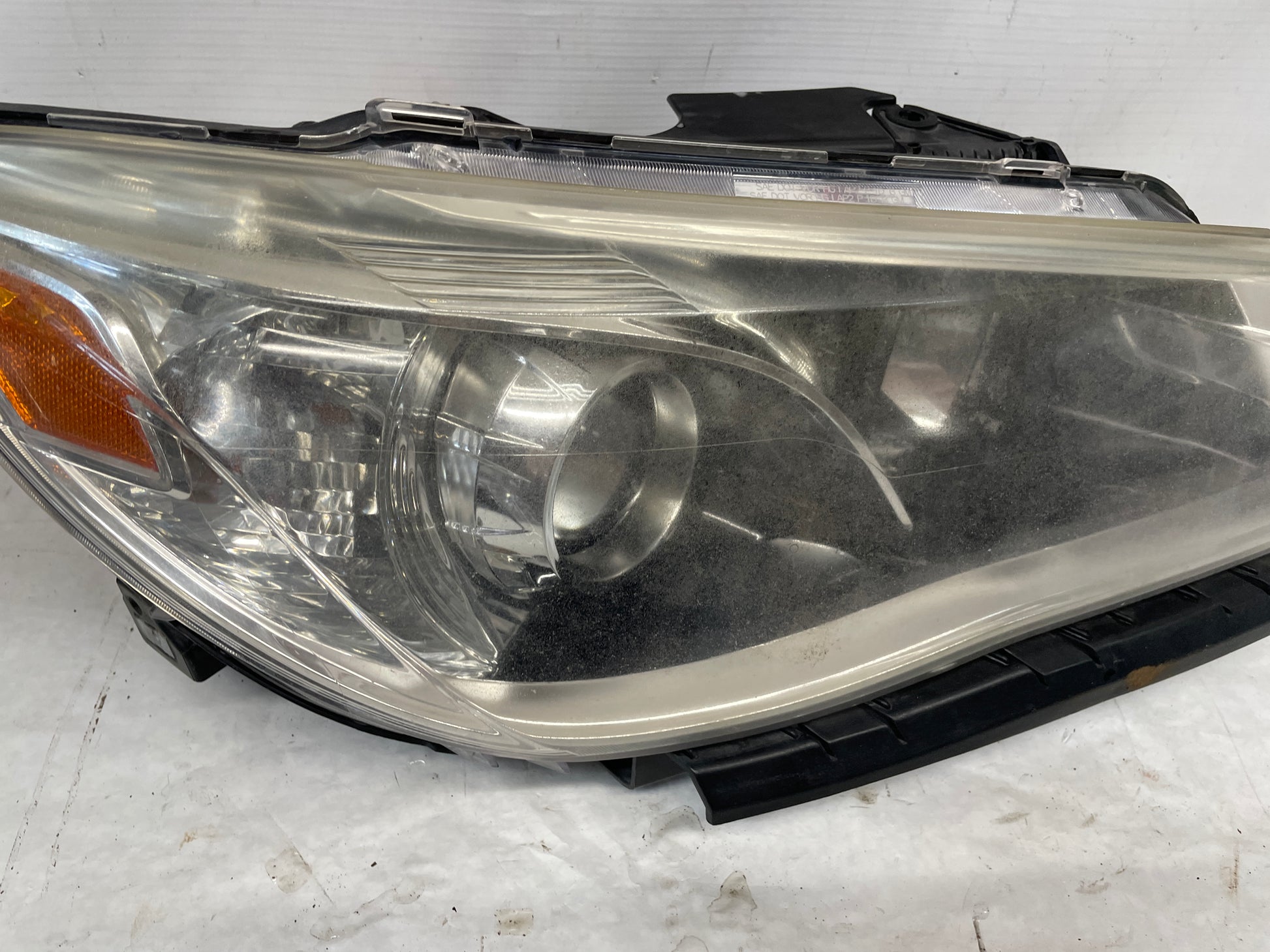 2014 Chevy SS Sedan RH Passenger Head Light Lamp Headlight OEM - Day's Parts Yard