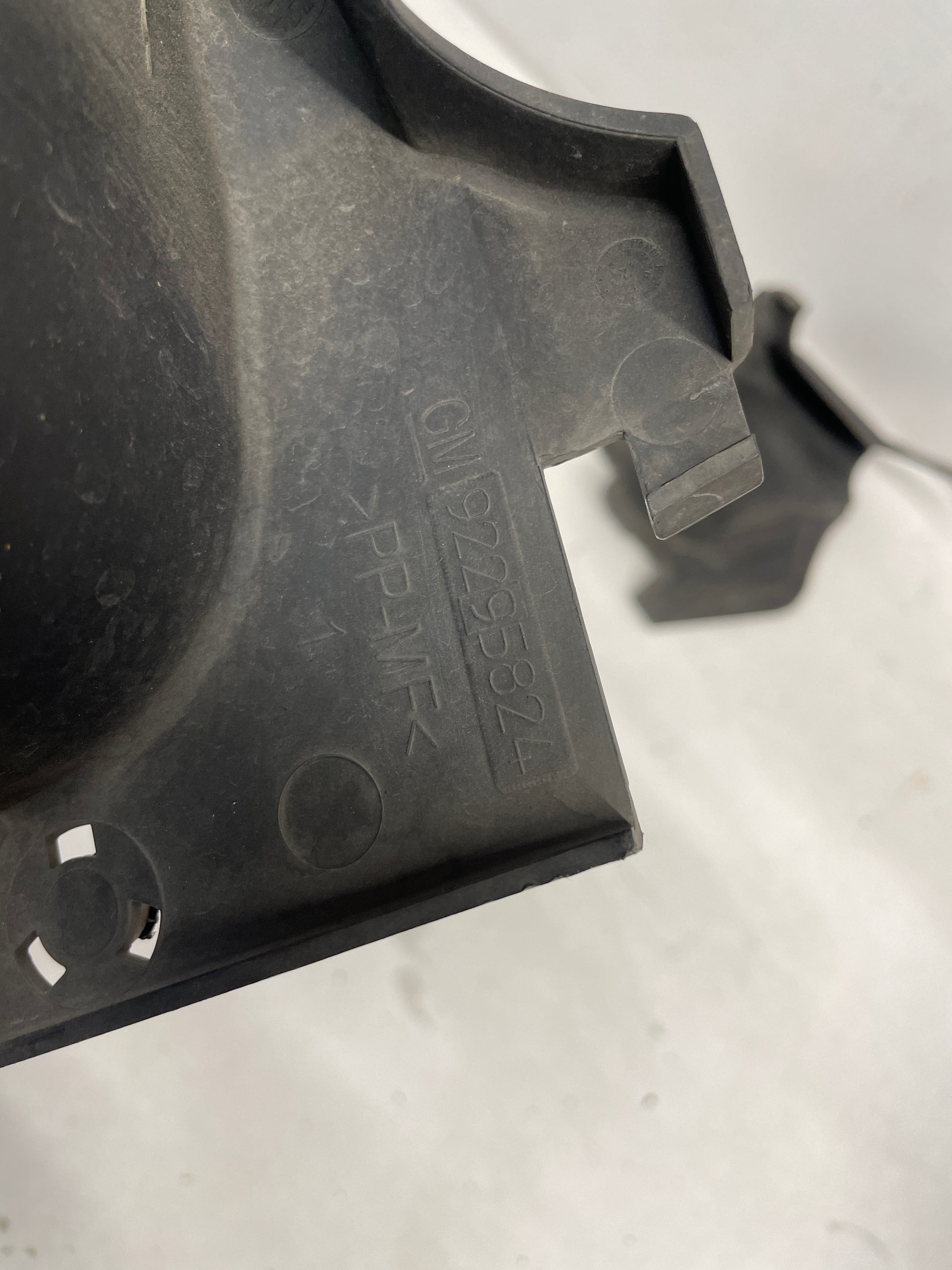 2014 Chevy SS Sedan Radiator Support Splash Shields Air Inlet Baffle OEM - Day's Parts Yard