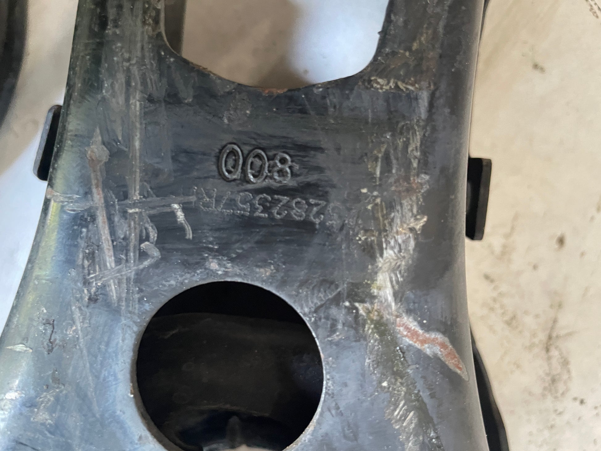 2016 Chevy Camaro SS Rear RH Passenger Lower Control Arm Spring Perch OEM - Day's Parts Yard