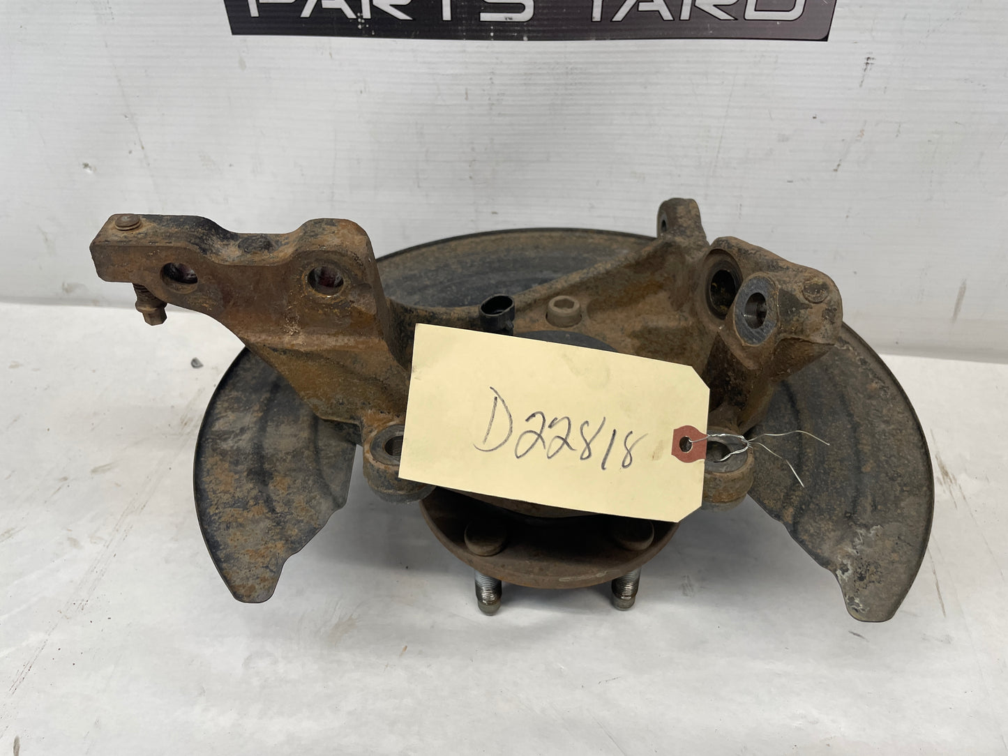 2009 Pontiac G8 GT LH Driver Front Spindle Hub Knuckle Wheel Bearing Assembly OEM