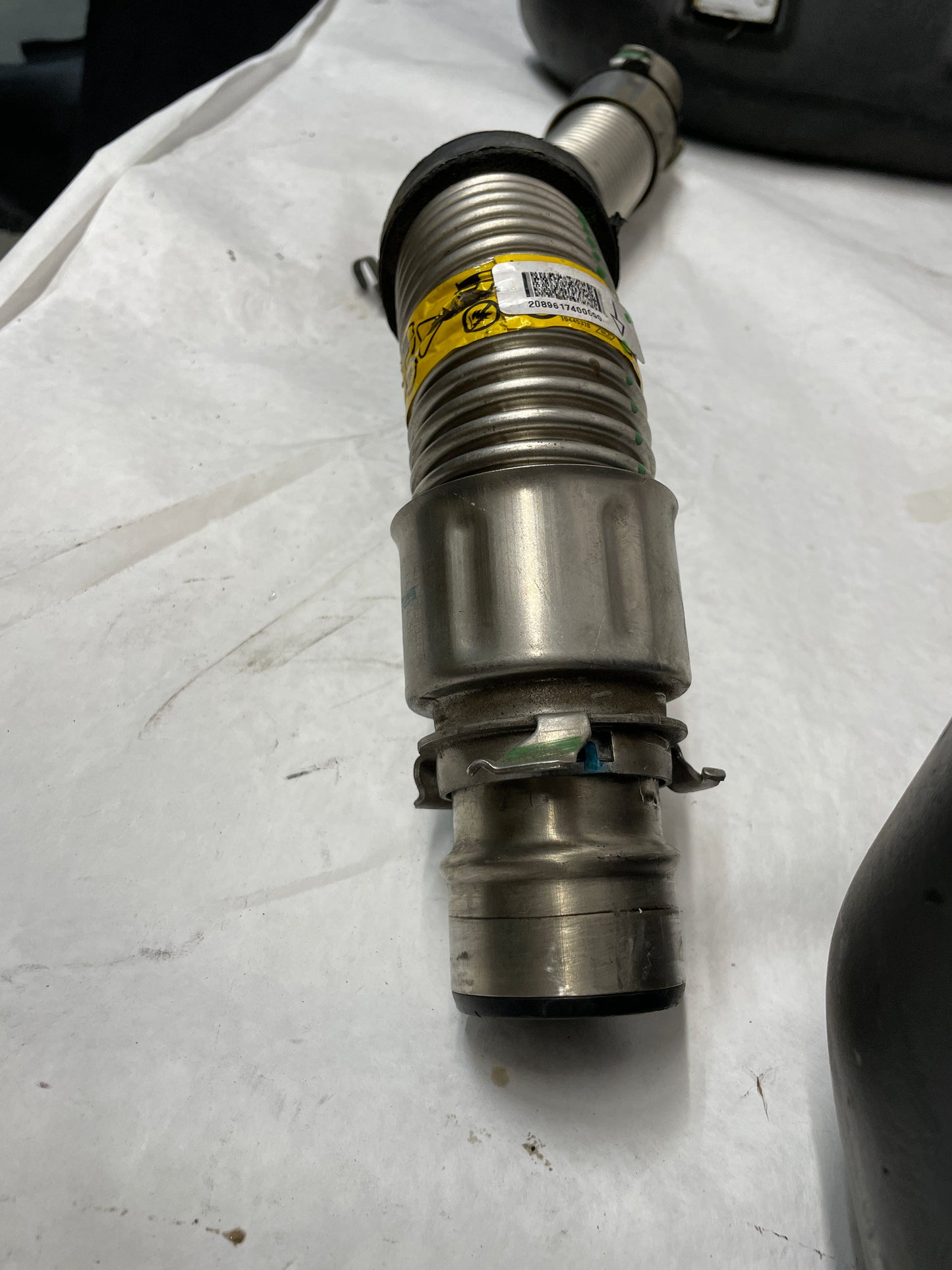 2011 Chevy C6 Corvette Grand Sport RH & LH Fuel Gas Tank w/ Pumps & Crossover Tube OEM