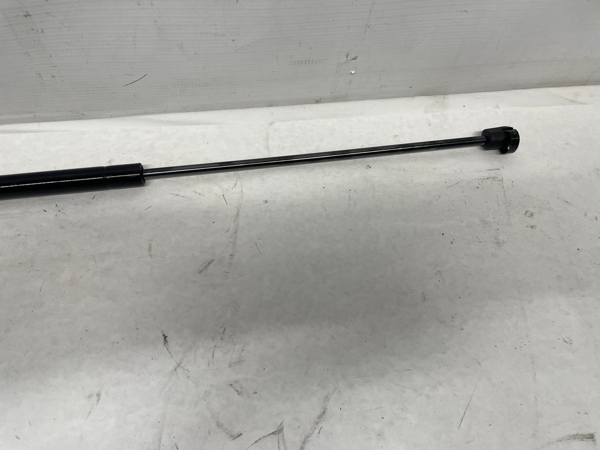 2014 Chevy SS Sedan Hood Shock Strut & Bracket OEM - Day's Parts Yard