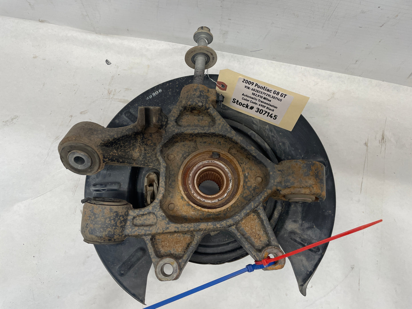 2009 Pontiac G8 GT RH Passenger Rear Spindle Hub Knuckle Assembly Wheel Bearing OEM