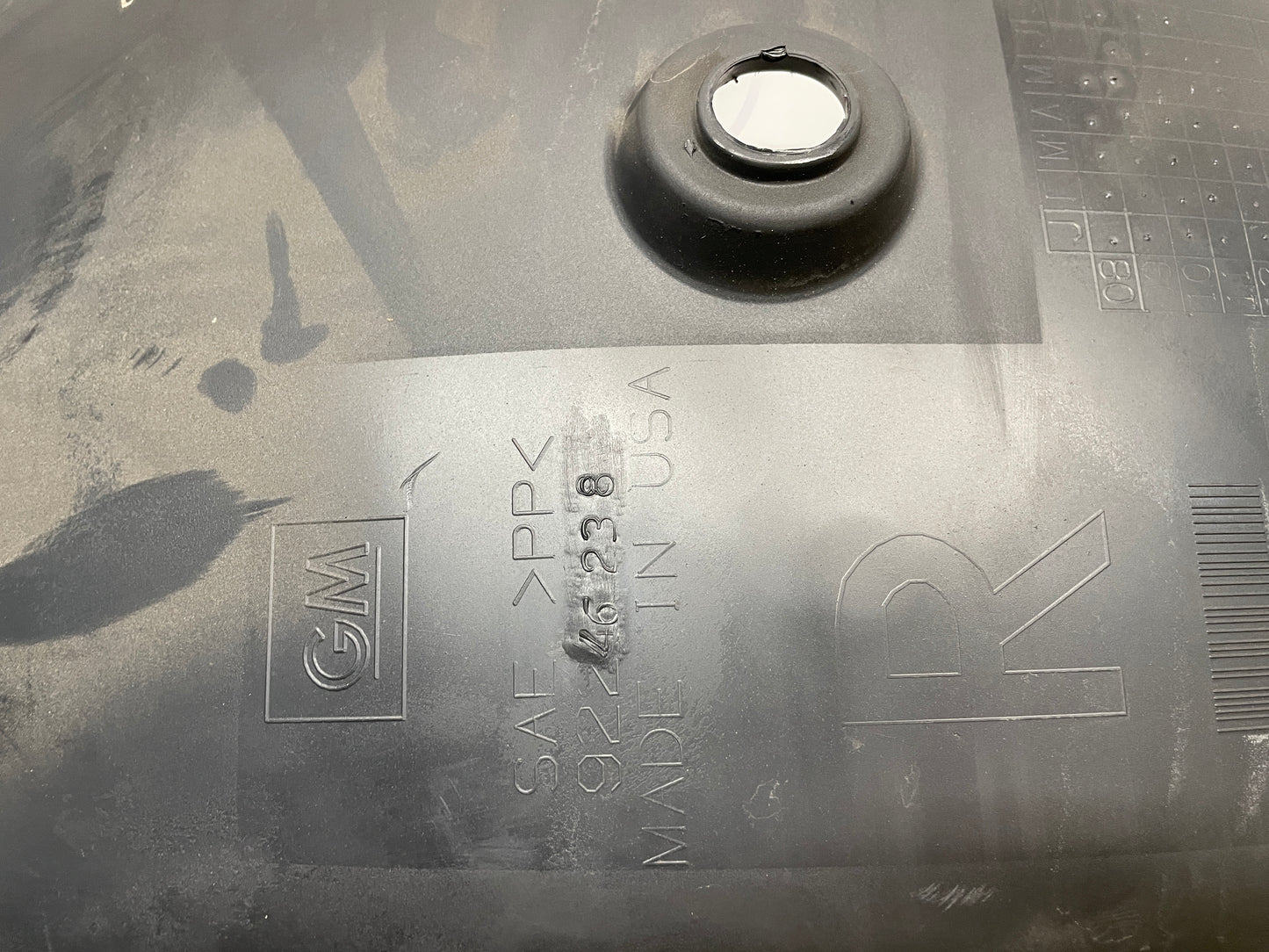 2013 Chevy Camaro ZL1 RH Passenger Rear Fender Wheel House Well Liner OEM