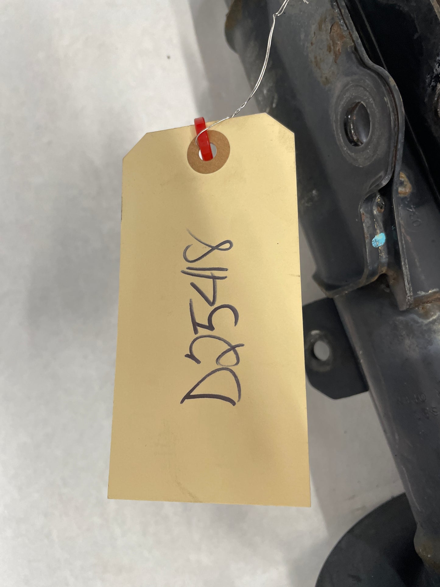 2014 Chevy SS Sedan RH Passenger Front Strut Assembly OEM - Day's Parts Yard