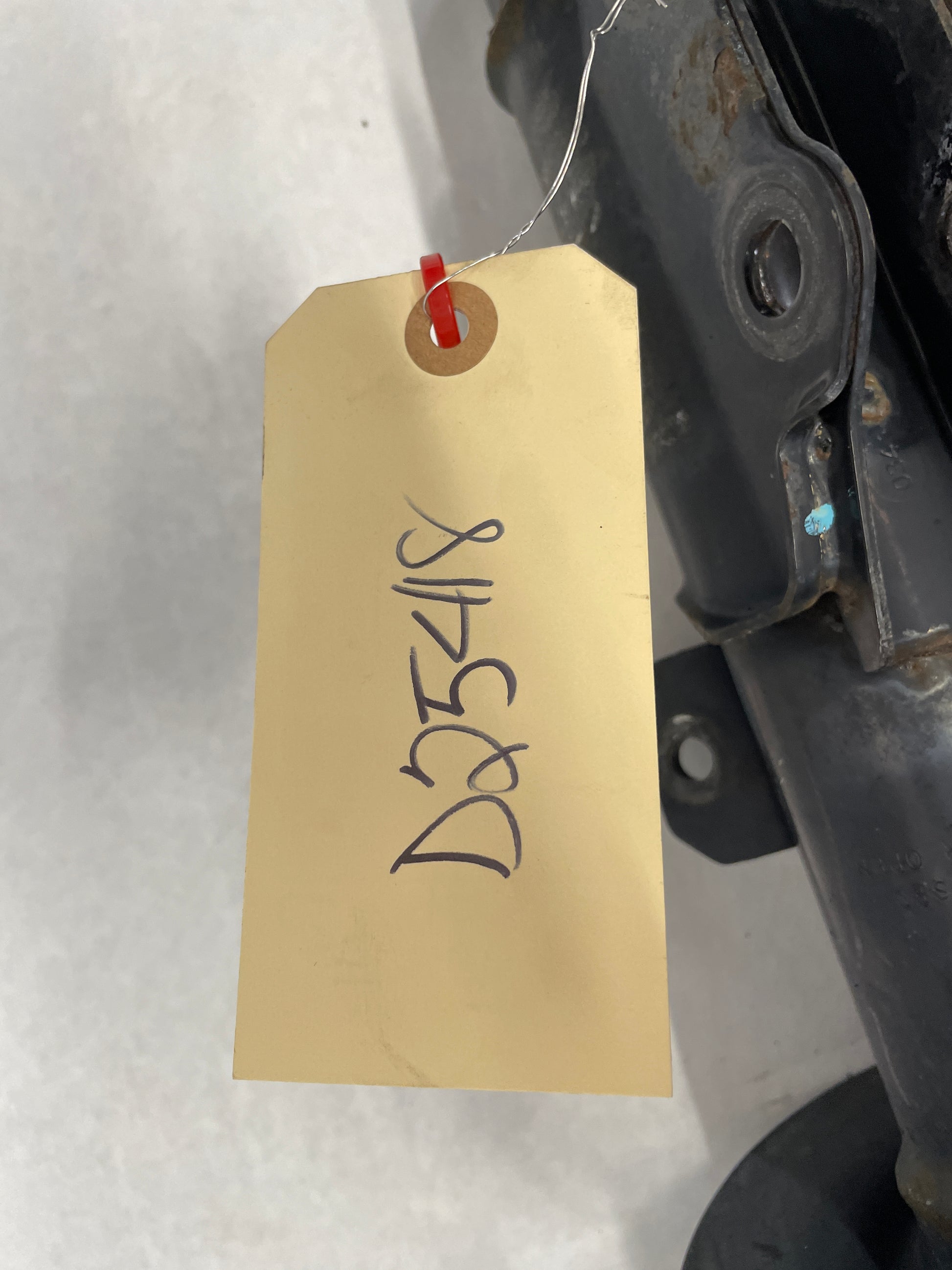 2014 Chevy SS Sedan RH Passenger Front Strut Assembly OEM - Day's Parts Yard