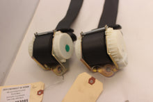 2015 Chevy SS Sedan Rear RH & LH Seat Belt Seatbelt Retractor OEM - Day's Parts Yard