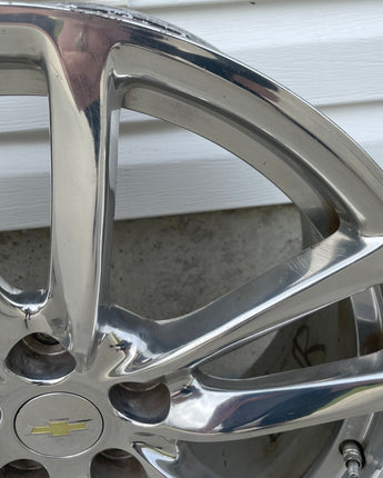 2014 Chevy SS Sedan Rear Factory Wheel 19X9 OEM